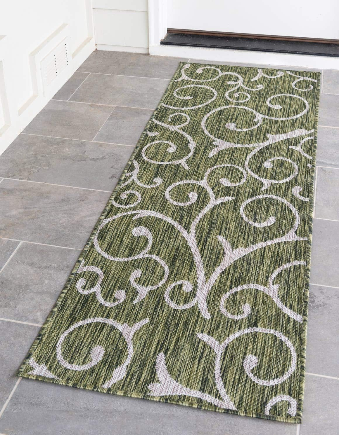 Unique Loom Outdoor Botanical Collection Area Rug - Curl (2' x 6' 1" Runner Green/Ivory)