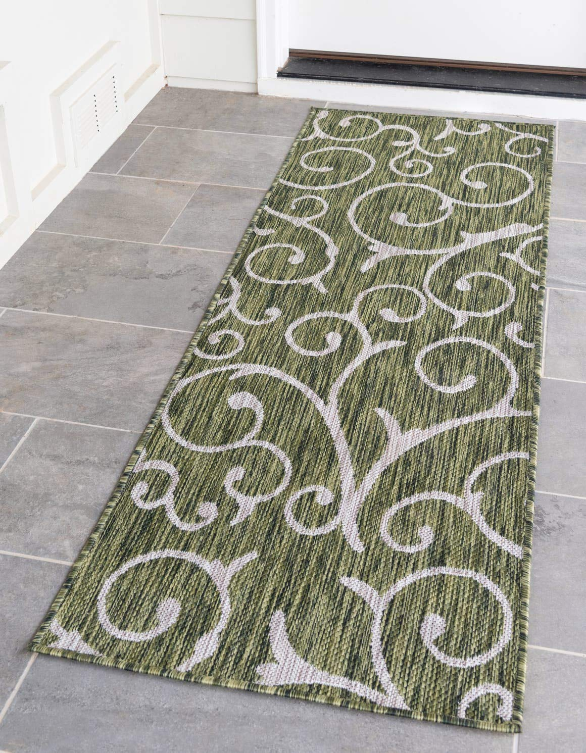Unique Loom Outdoor Botanical Collection Area Rug - Curl (2' x 6' 1" Runner Green/Ivory)