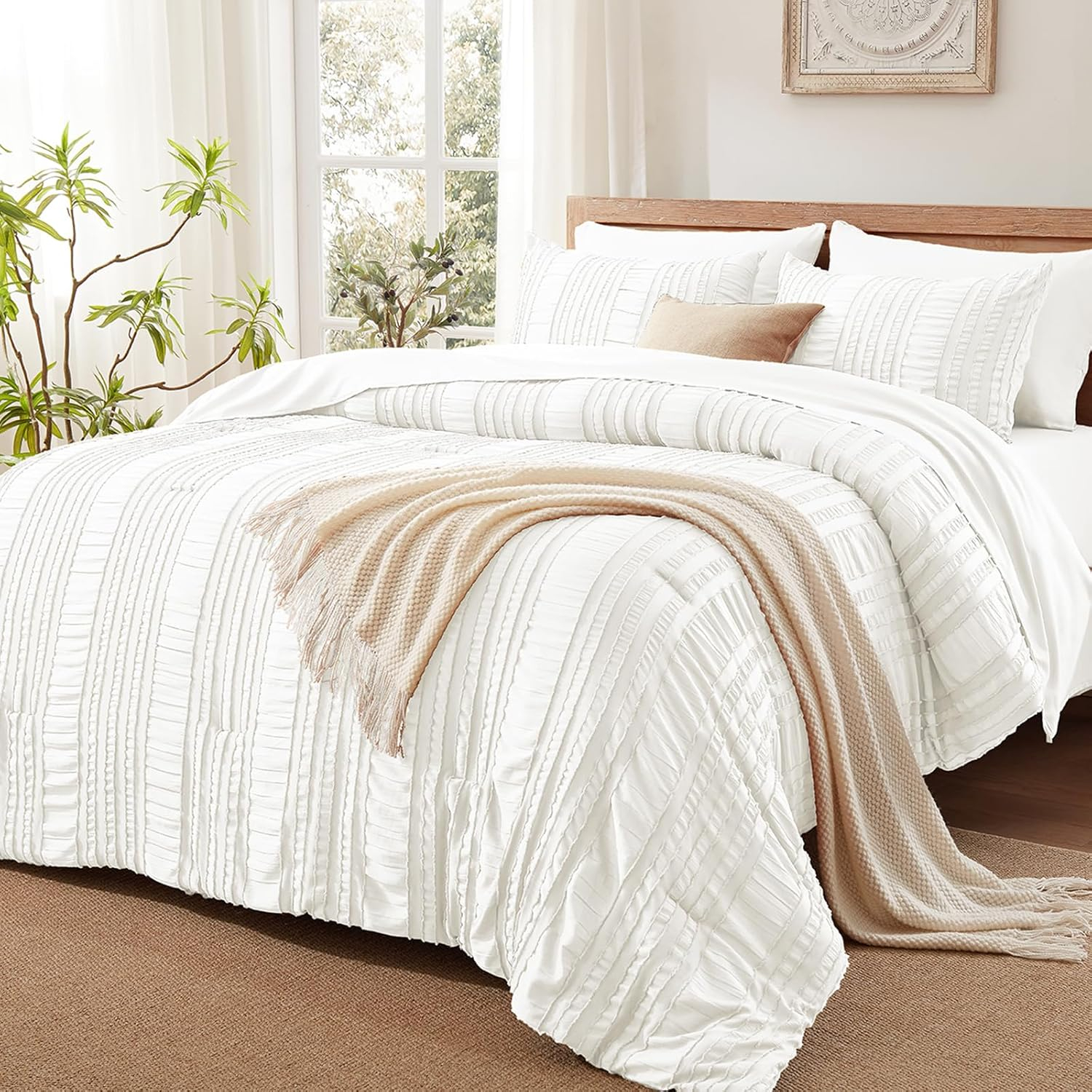 Queen Comforter Set 7 Pieces, White Tufted Bed in a Bag with Comforter and Sheets, All Season Boho Bedding Sets with 1 Comforter, 2 Pillow Shams, 2 Pillowcases, 1 Flat Sheet, 1 Fitted Sheet