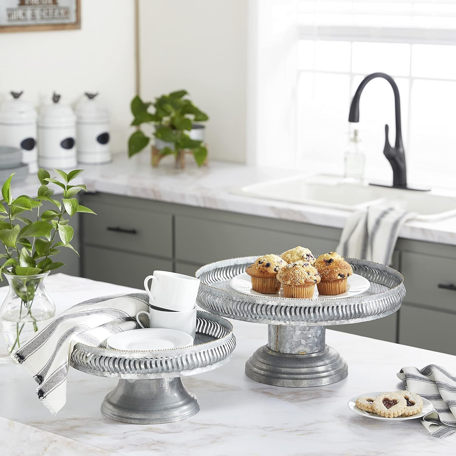 DecMode 12", 16"W Gray Metal Galvanized Cake Stand, 2-Pieces