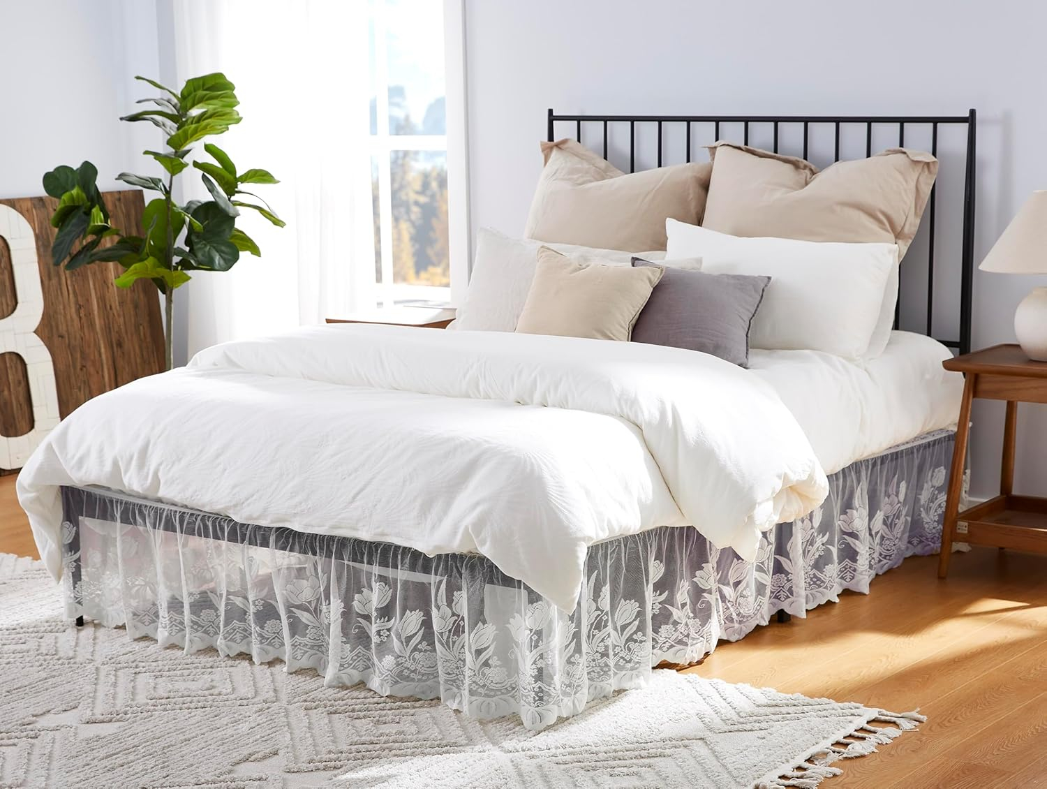 White Lace Queen Size Polyester Bed Skirt