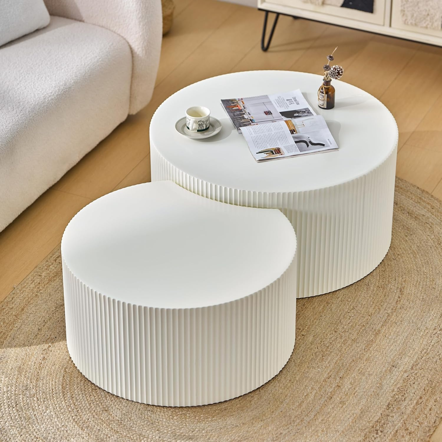 Nesting Coffee Table Set of 2, Vertical Stripe Design Drum Coffee Table, End Table, Round Side Table for Living Room, Bedroom, Beige