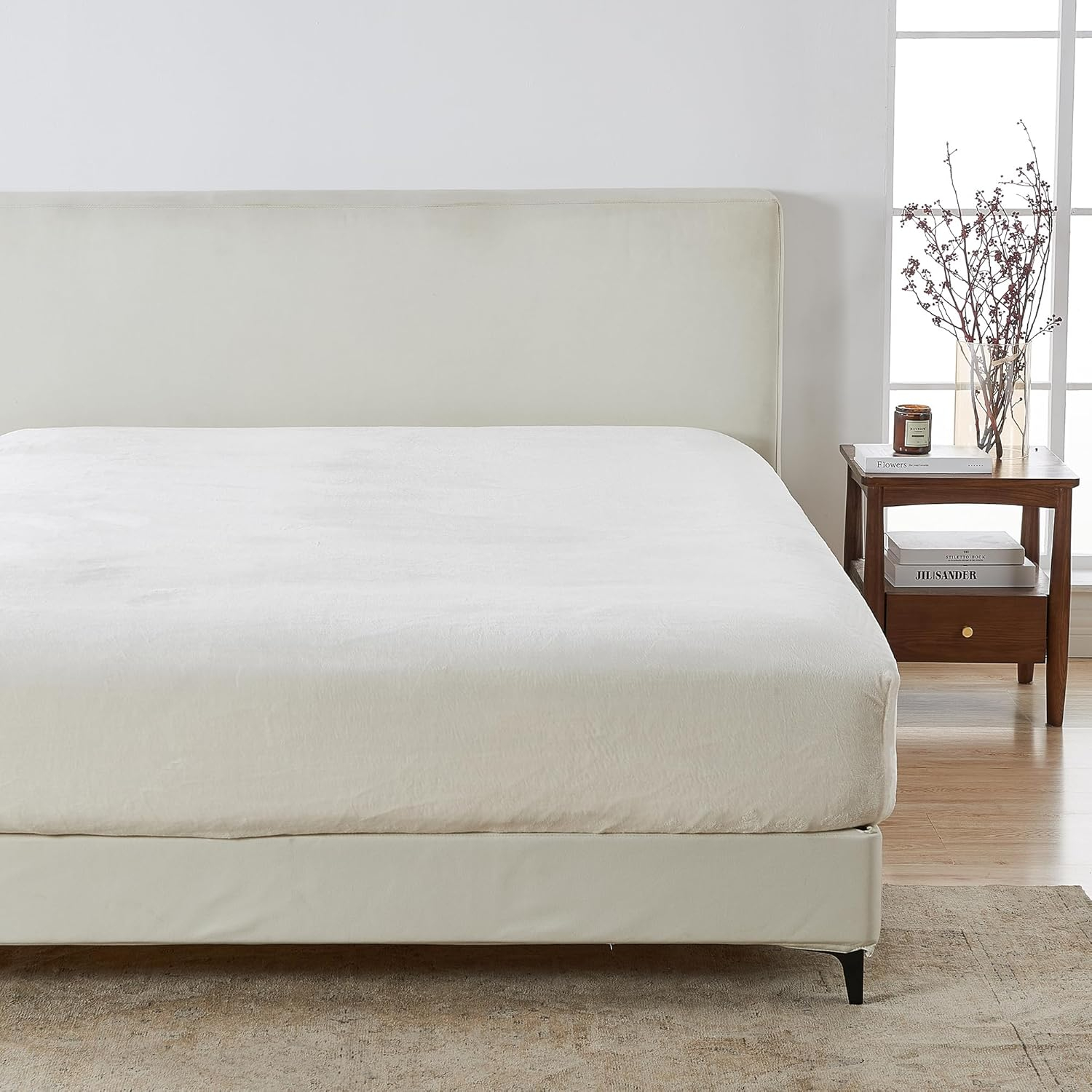 Great Bay Home Fitted Sheet - Ultra Soft Velvet Plush - Twin, Off White