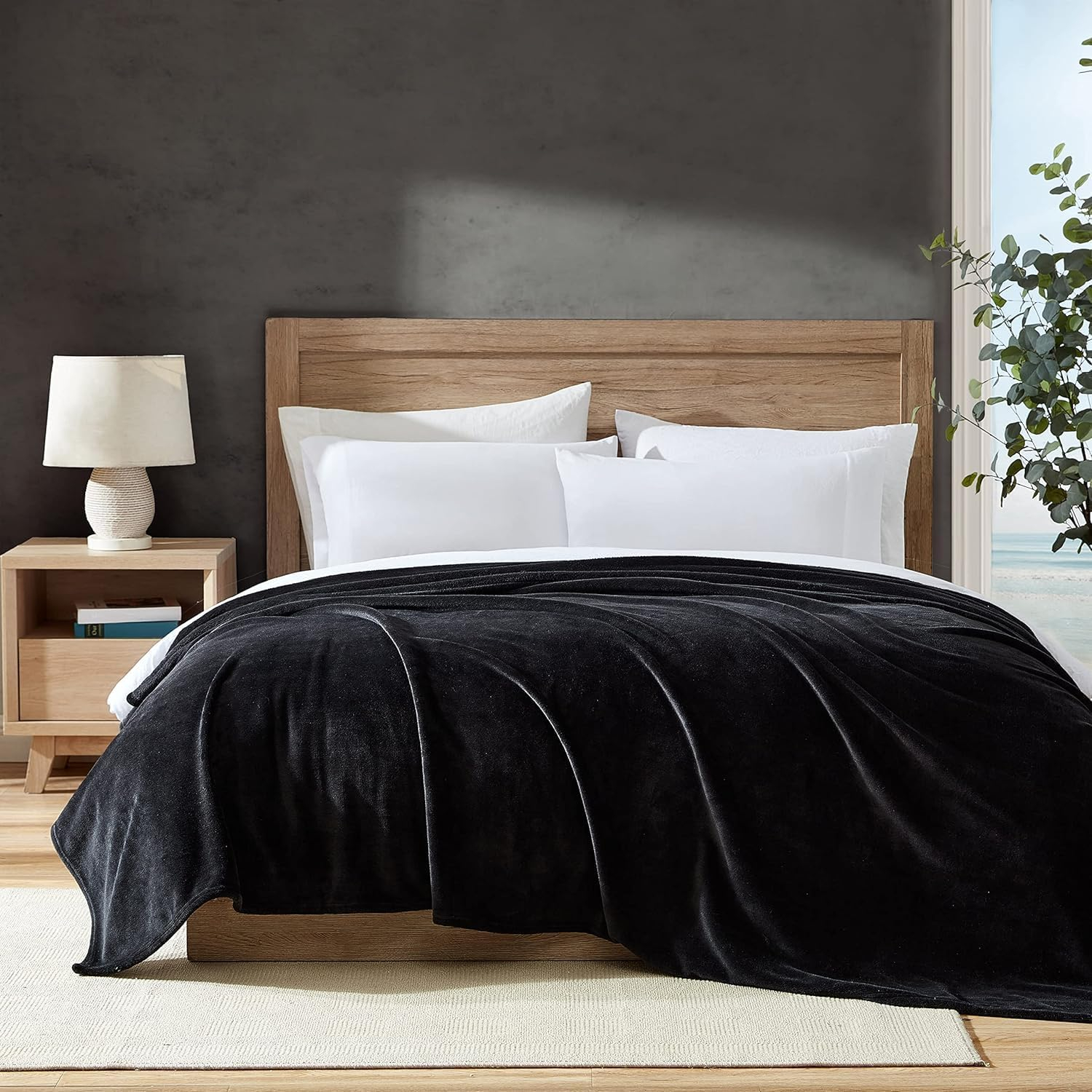 Nautica Nautica Solid Ultra Soft Plush Fleece Blanket