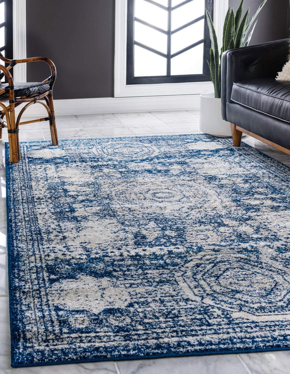 Unique Loom Bromley Collection Area Rug - Wells (7' 10" x 10' Rectangle, Ivory and Blue/ Ivory)