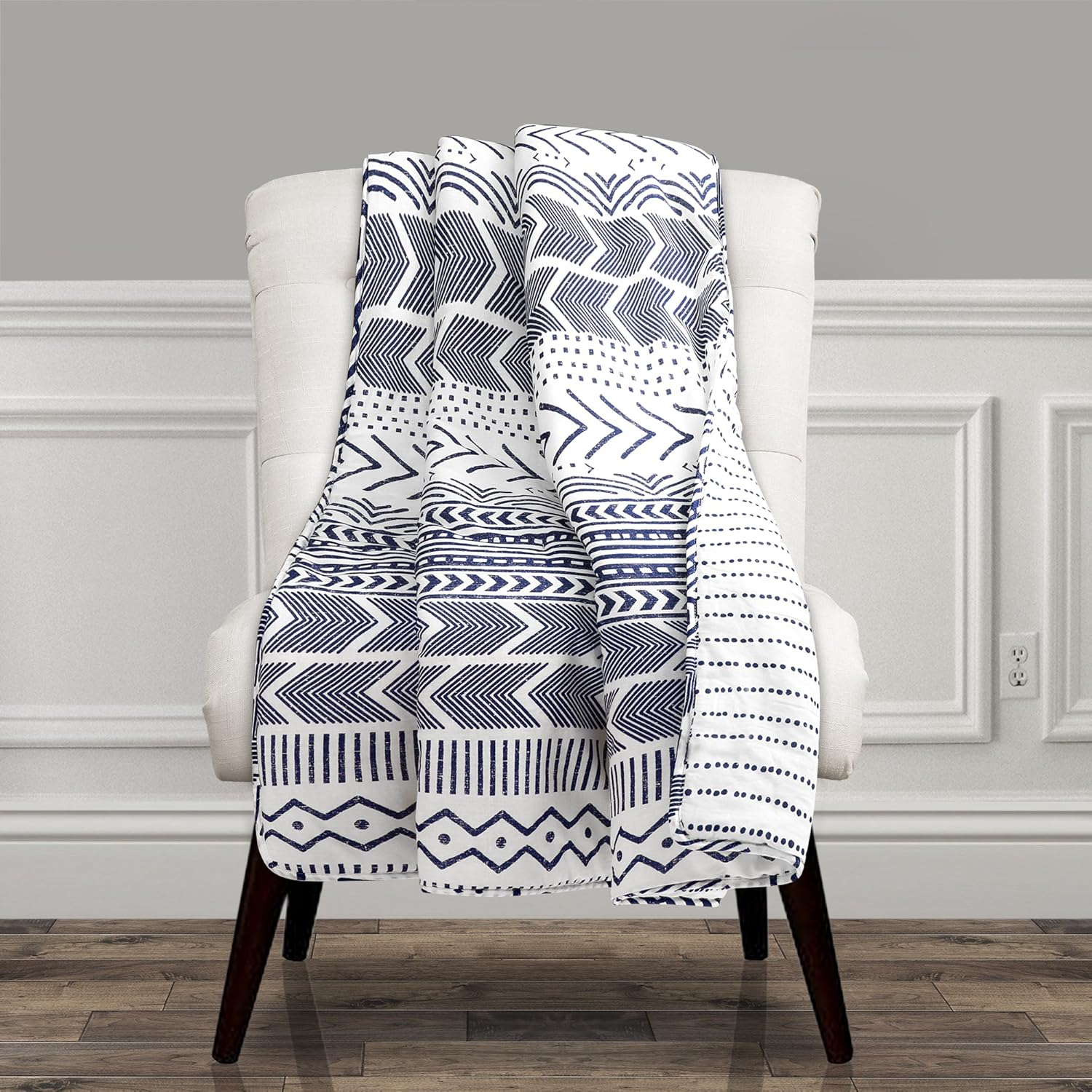 Lush Decor Hygge Geo Cotton Reversible Throw, 60x50, Navy/White, Single