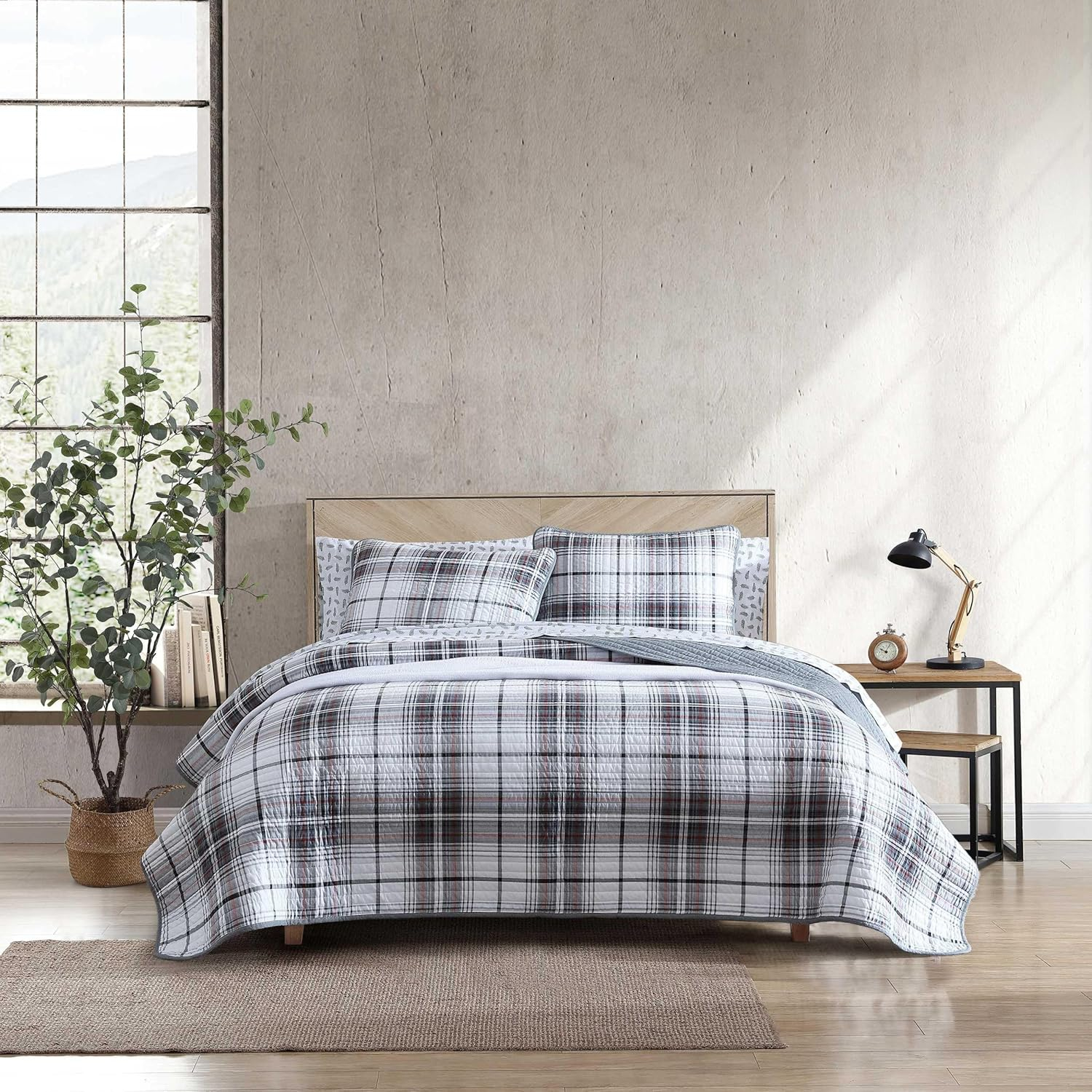 Eddie Bauer - Twin Quilt Set, Reversible Cotton Bedding with Matching Sham, Plaid Home Decor for All Seasons (Alder Plaid Grey, Twin)