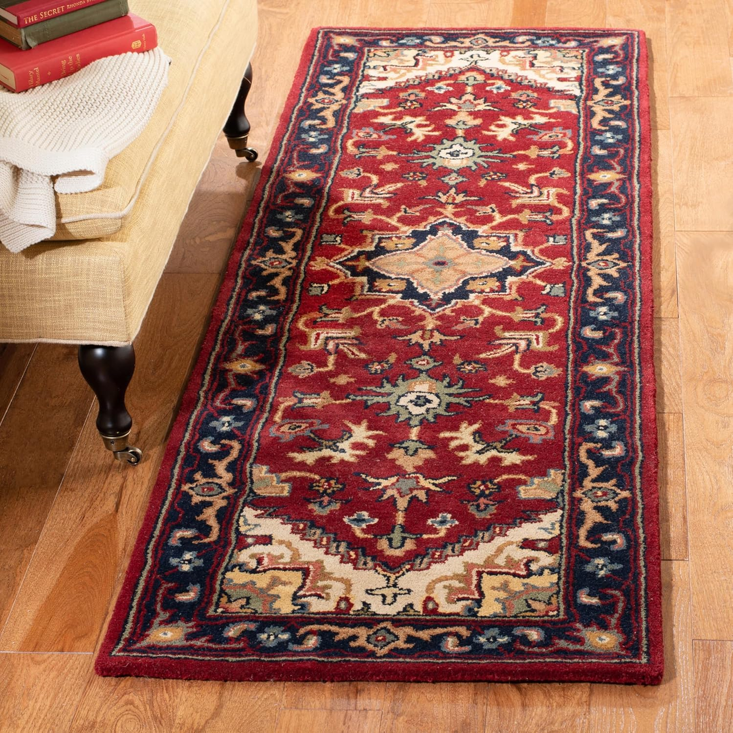 SAFAVIEH Heritage York Traditional Wool Runner Rug, Red, 2'3" x 14'