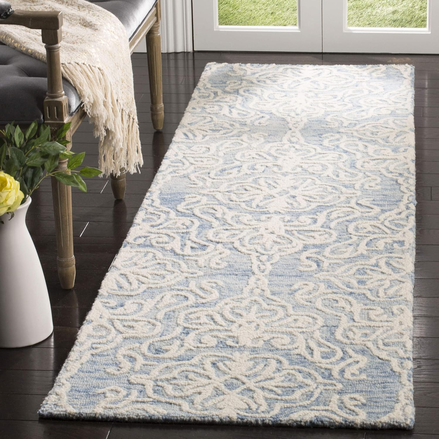 SAFAVIEH Blossom Asher Geometric Wool Runner Rug, Blue/Ivory, 2'3" x 6'