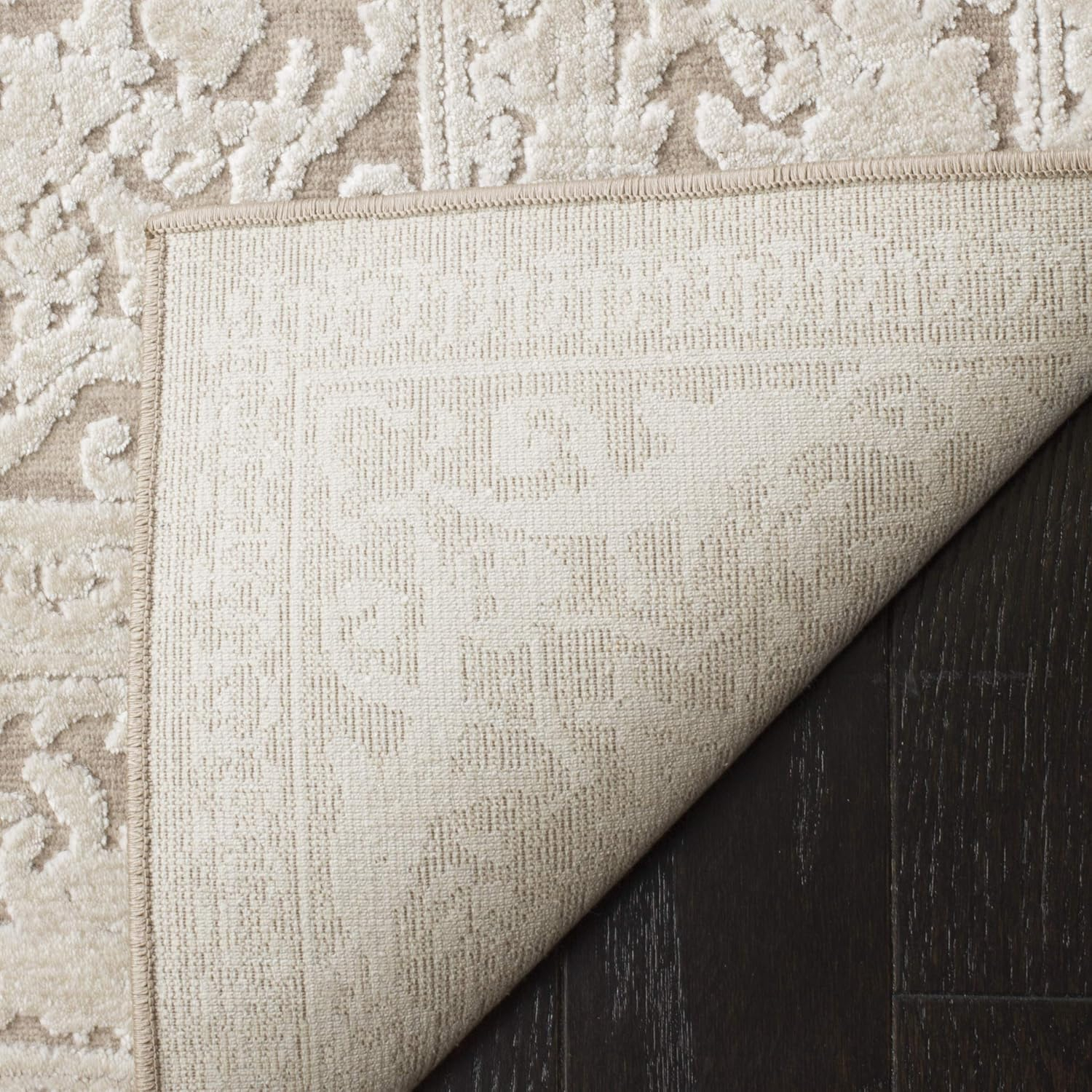 SAFAVIEH Reflection Sophia Traditional Area Rug, Beige/Cream, 10' x 10' Square
