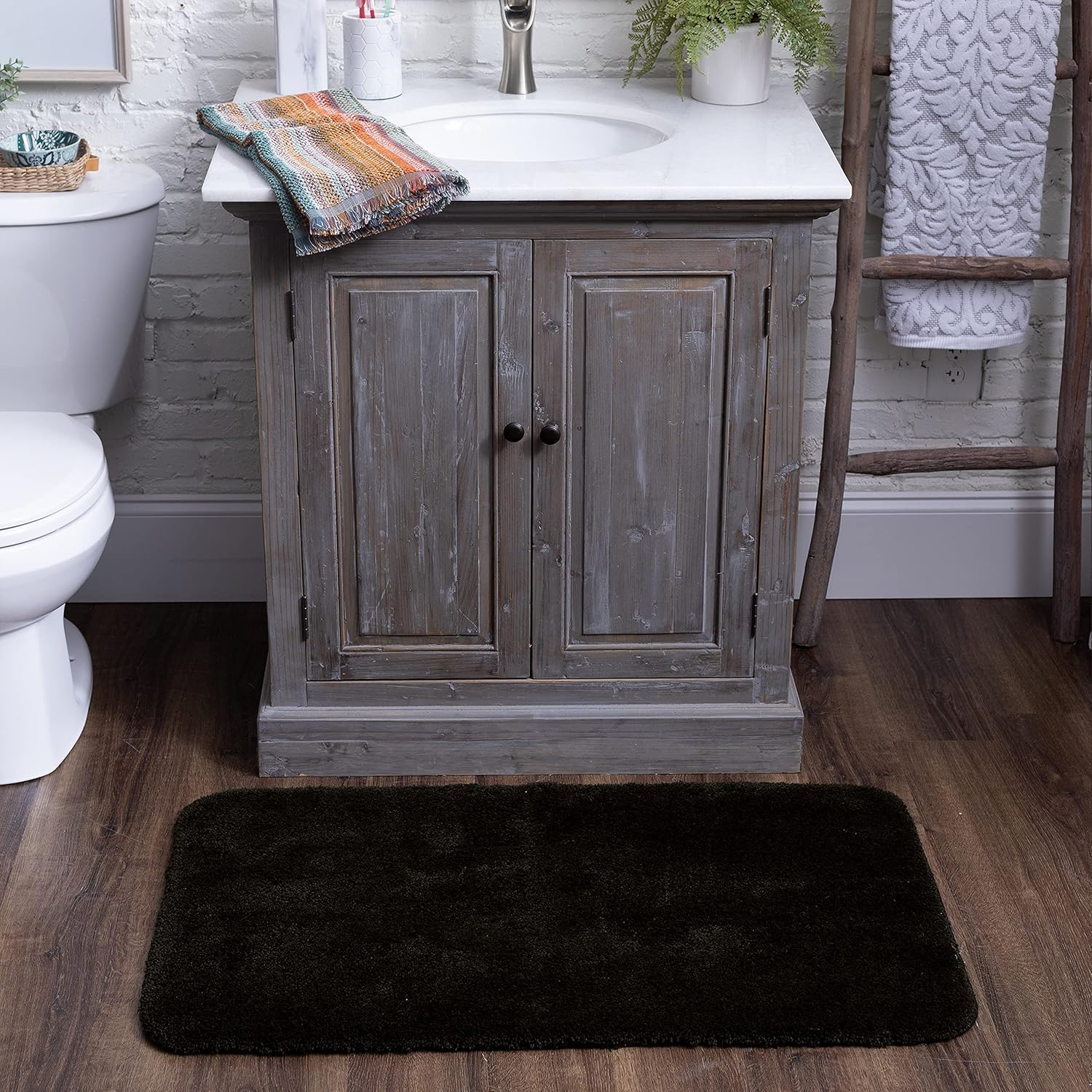 Acclaim Black 20 in. x 34 in. Nylon Machine Washable Bath Mat