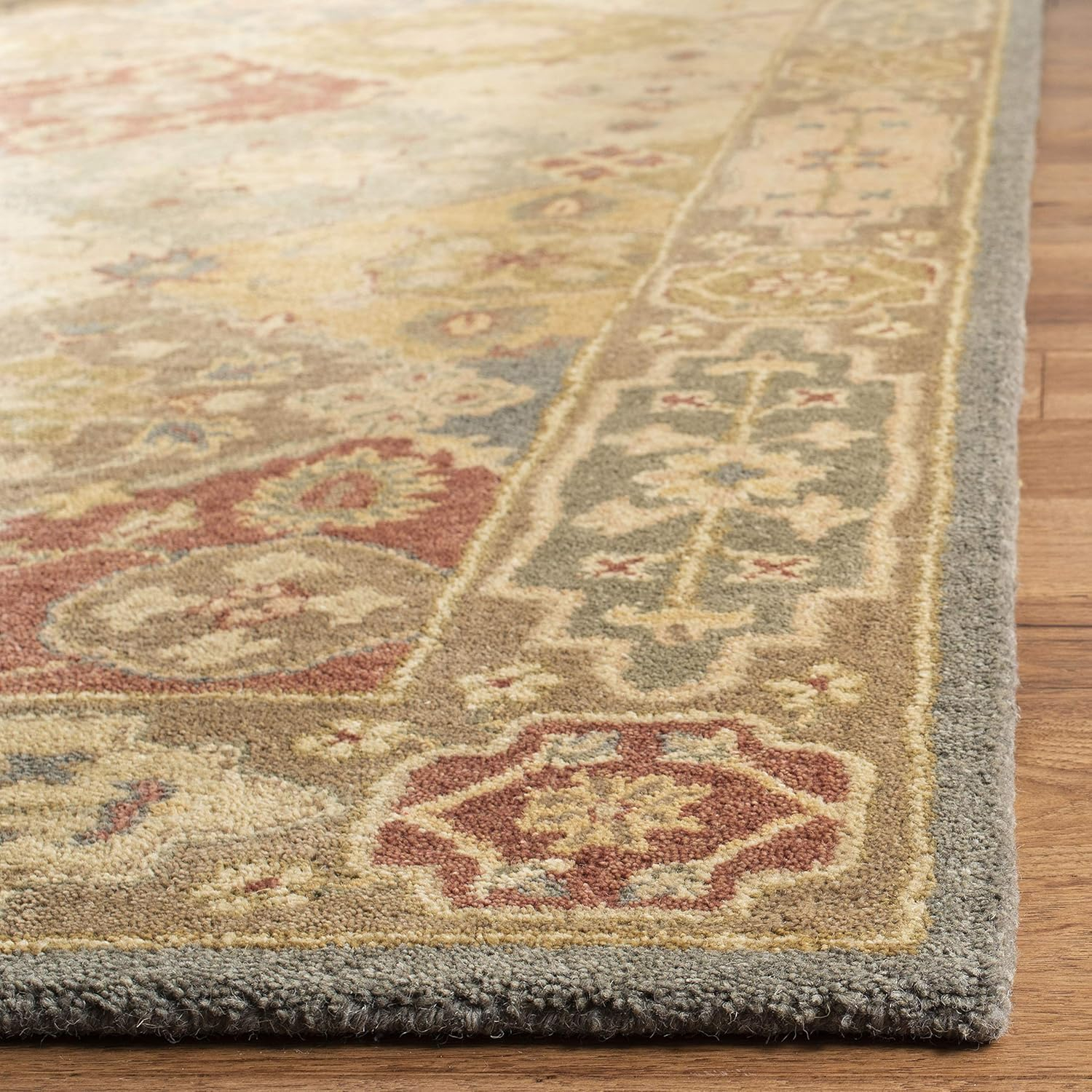 SAFAVIEH Antiquity Collection 2' x 3' Multi / Beige AT316A Handmade Traditional Oriental Premium Wool Accent Rug