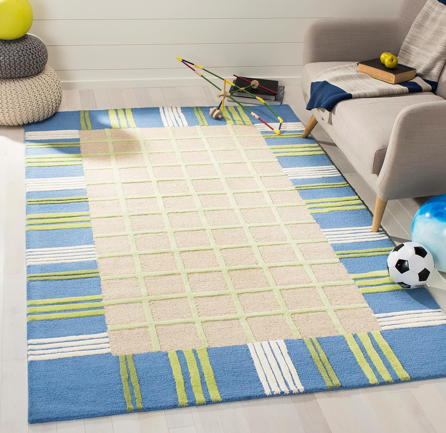 SAFAVIEH Kids Riley Geometric Bordered Cotton Area Rug, Taupe/Blue, 4' x 6'