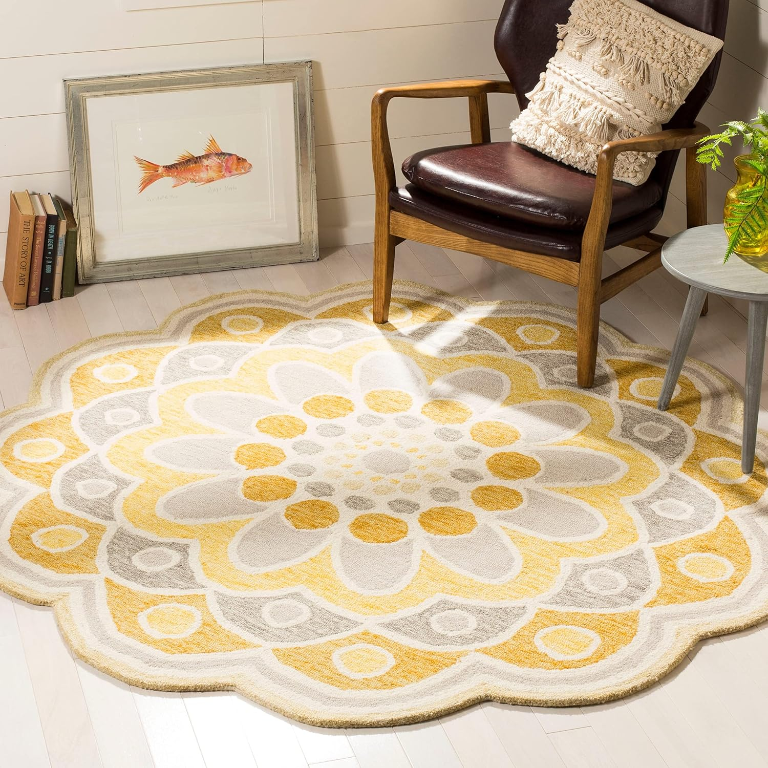 SAFAVIEH Novelty Delaney Floral Wool Area Rug, Grey/Rust, 4' x 4' Round