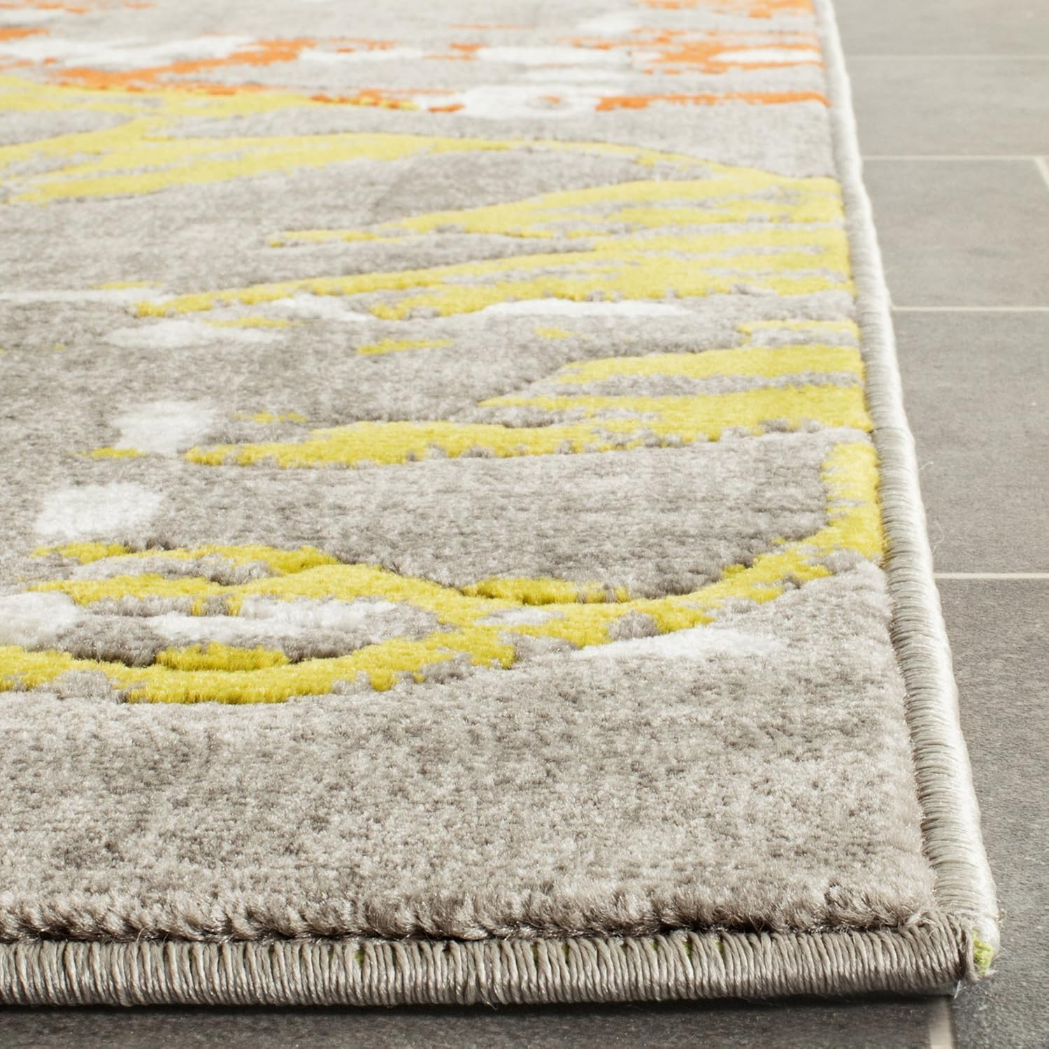 Ivory and Grey Floral Synthetic 3' x 5' Area Rug