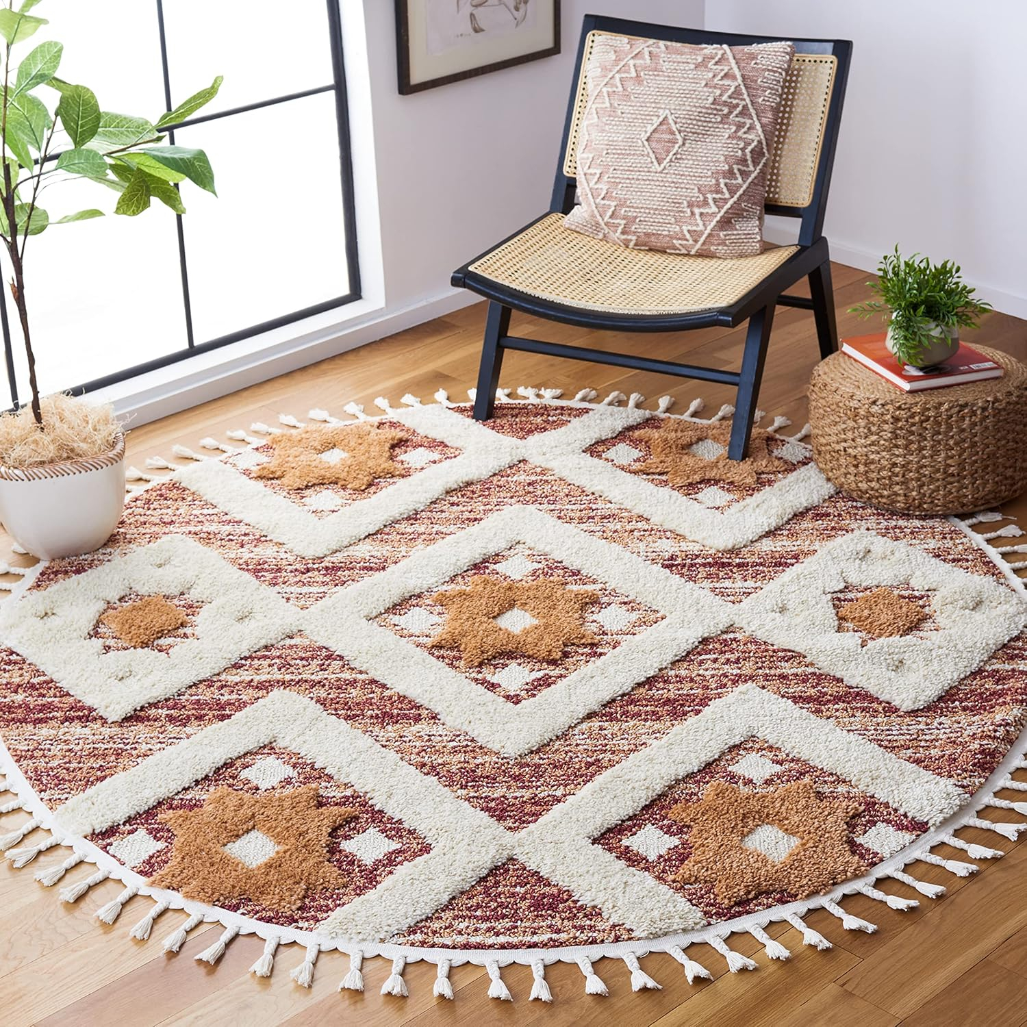 SAFAVIEH Moroccan Tassel Dawson Geometric Shag Area Rug, Rust/Ivory, 5'3" x 5'3" Round