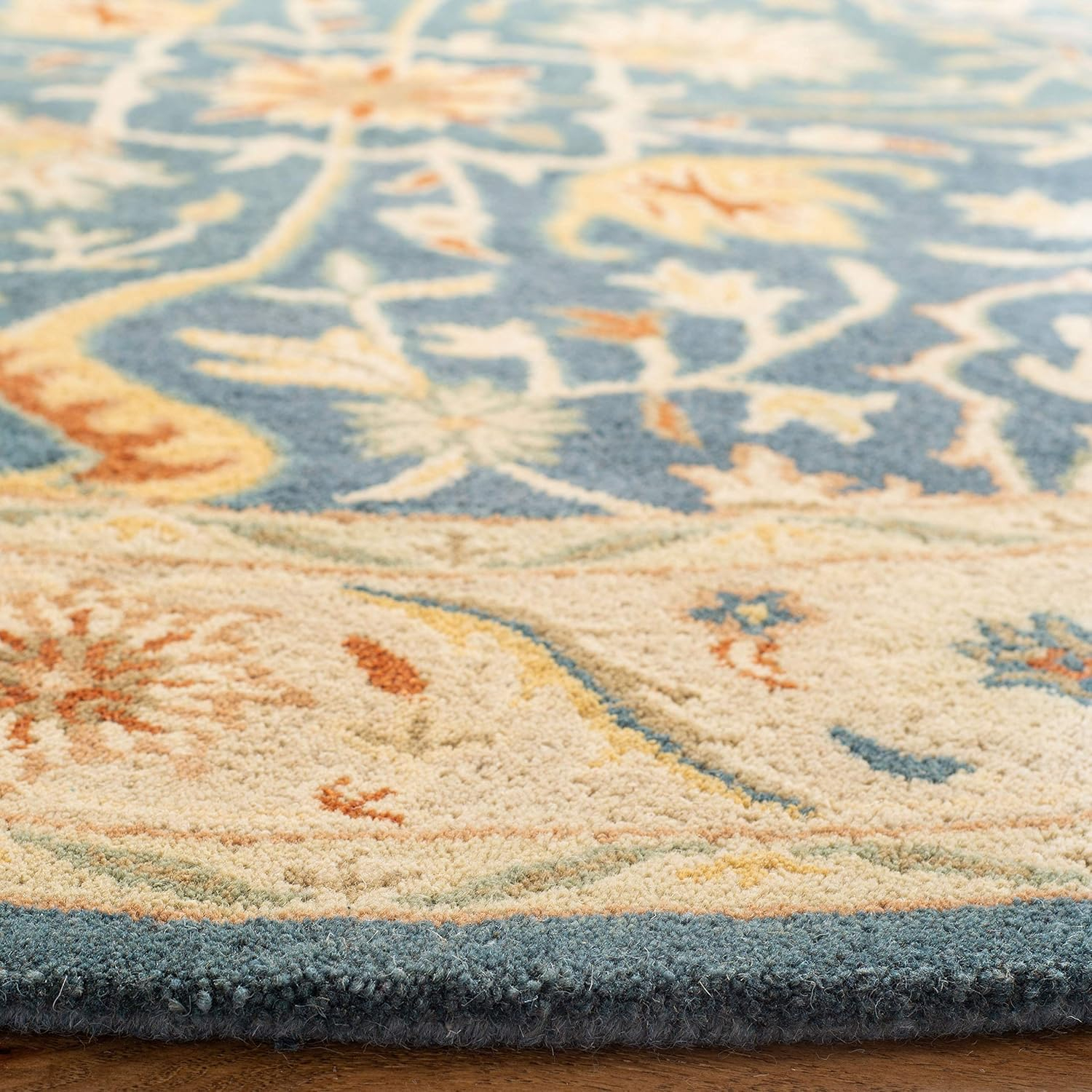 SAFAVIEH Antiquity Collection 4'6" x 6'6" Oval Blue AT14E Handmade Traditional Oriental Premium Wool Area Rug