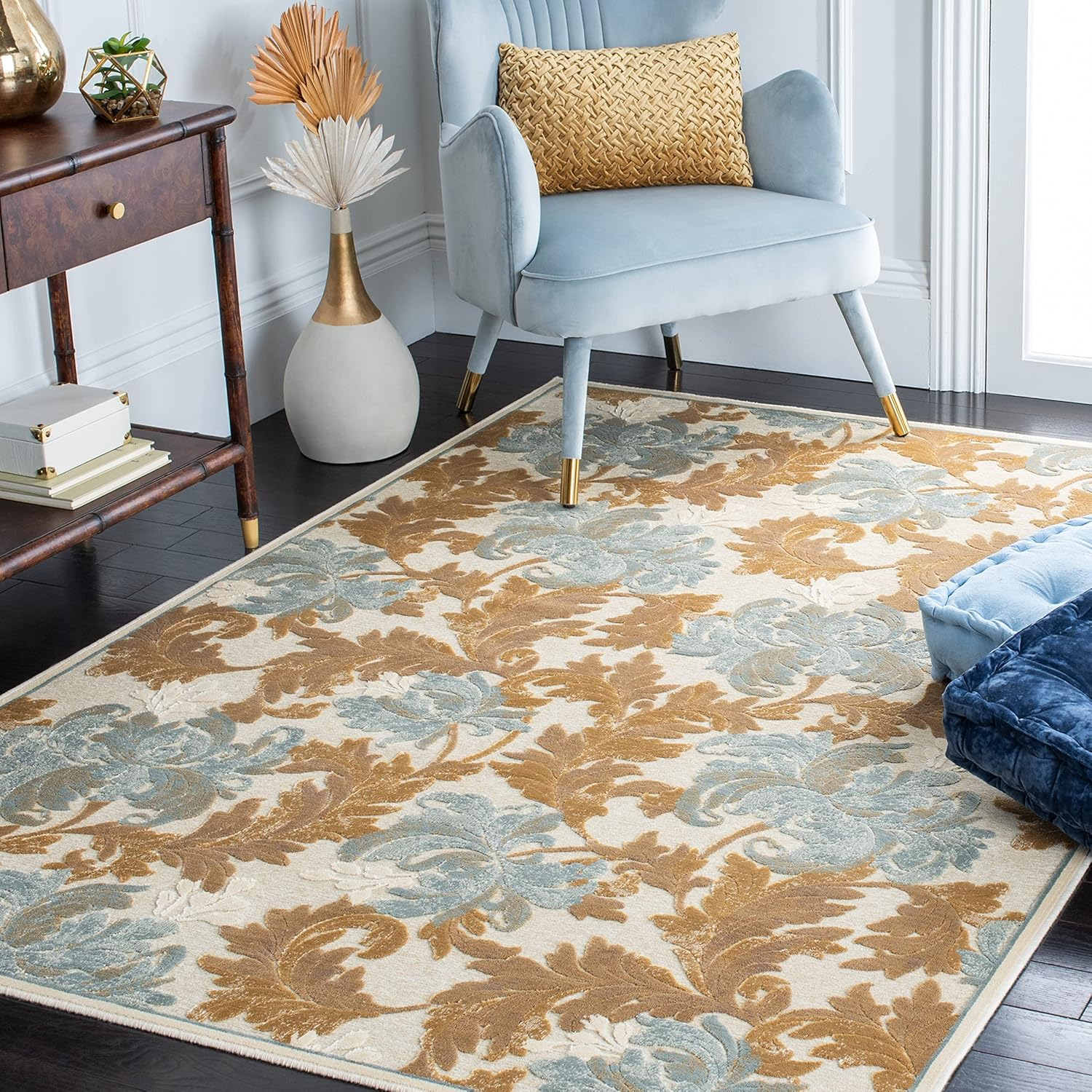 SAFAVIEH Paradise Azura Floral Area Rug, Cream, 5'3" x 7'6"