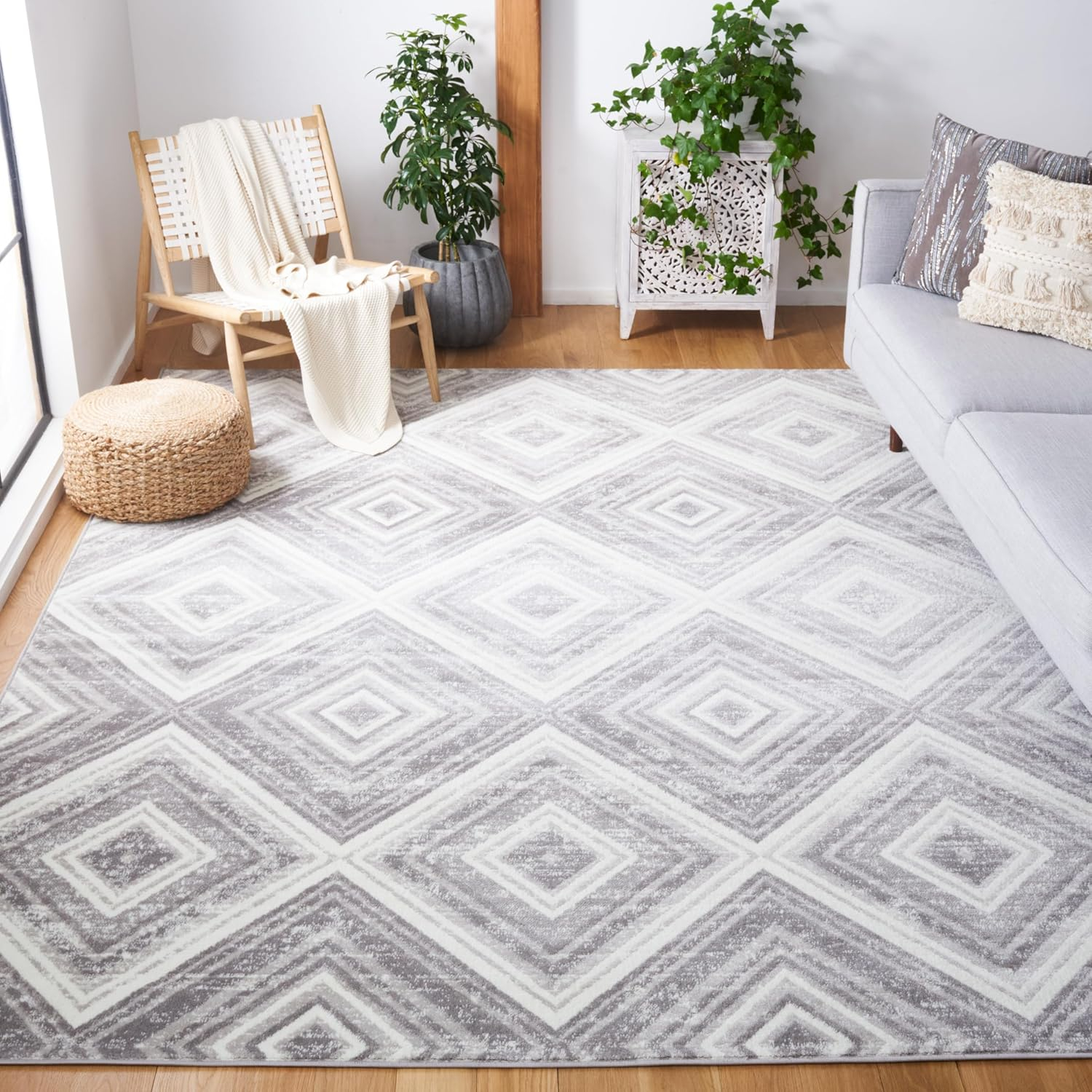 Safavieh Skyler Cuthbert Geometric Area Rug Or Runner