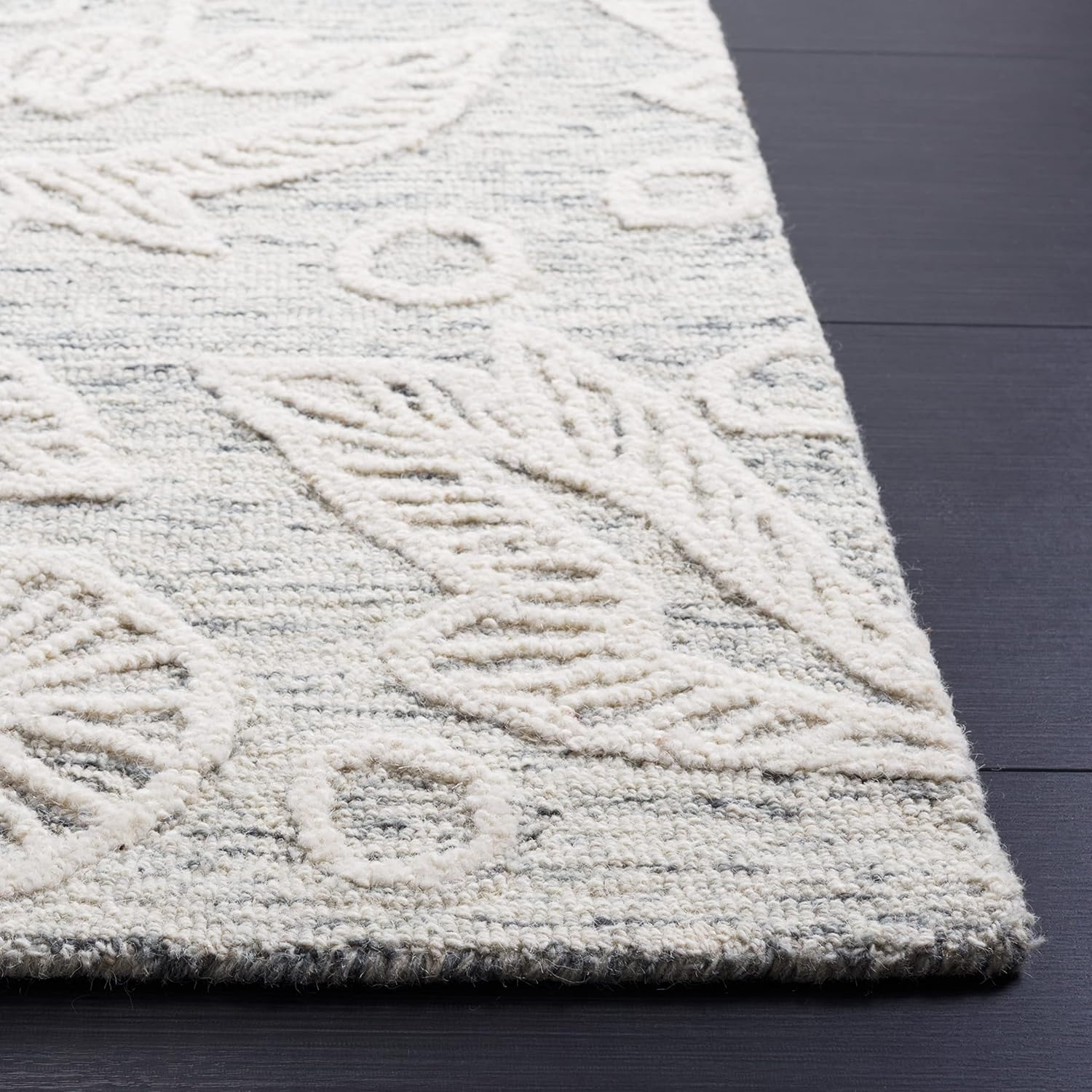 Ivory and Grey Handmade Floral Wool Tufted Rug