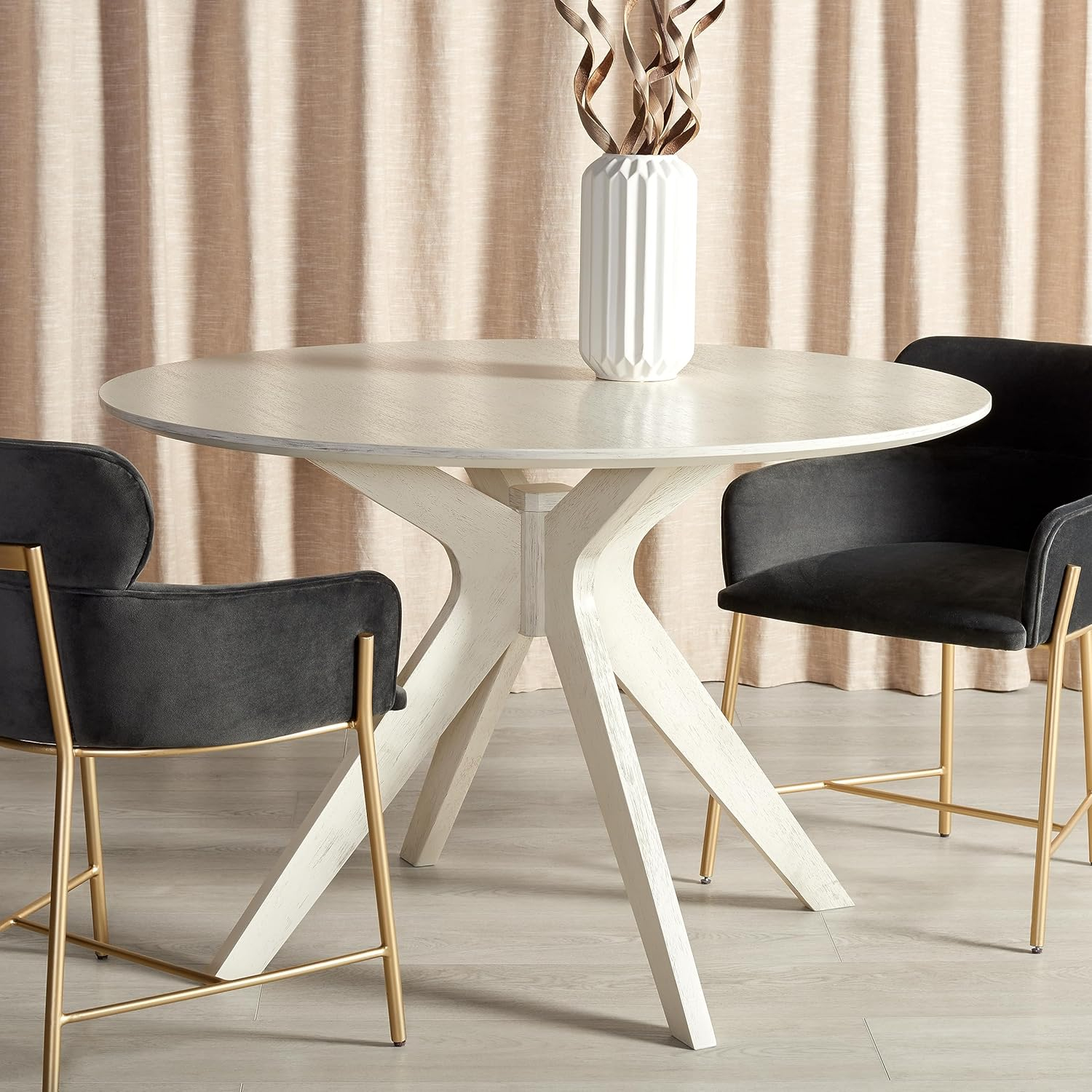 SAFAVIEH Couture Carolee 46" Round Dining Table, White Wash