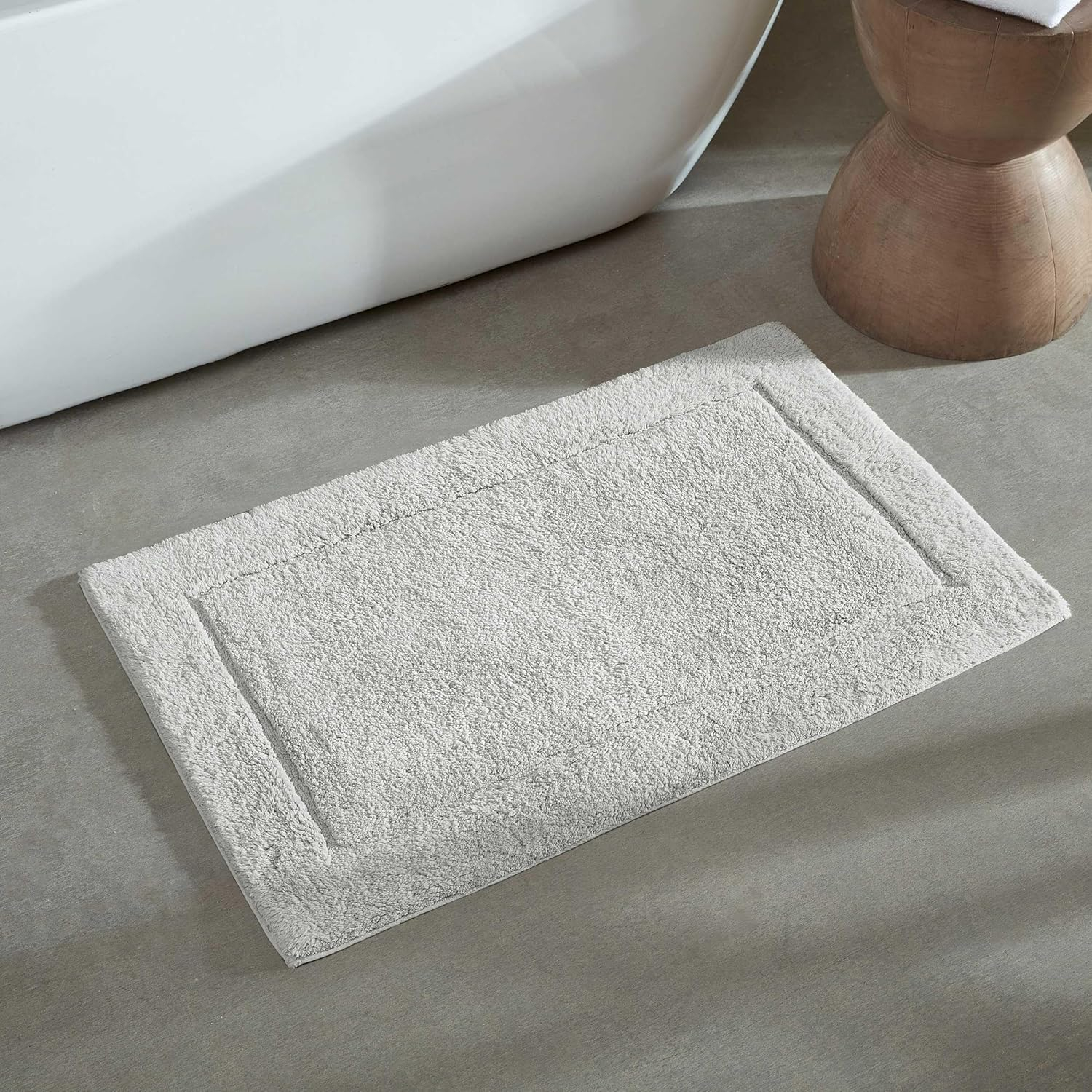 Silver Grey Cotton Tufted Bathroom Rug, 24" x 40"