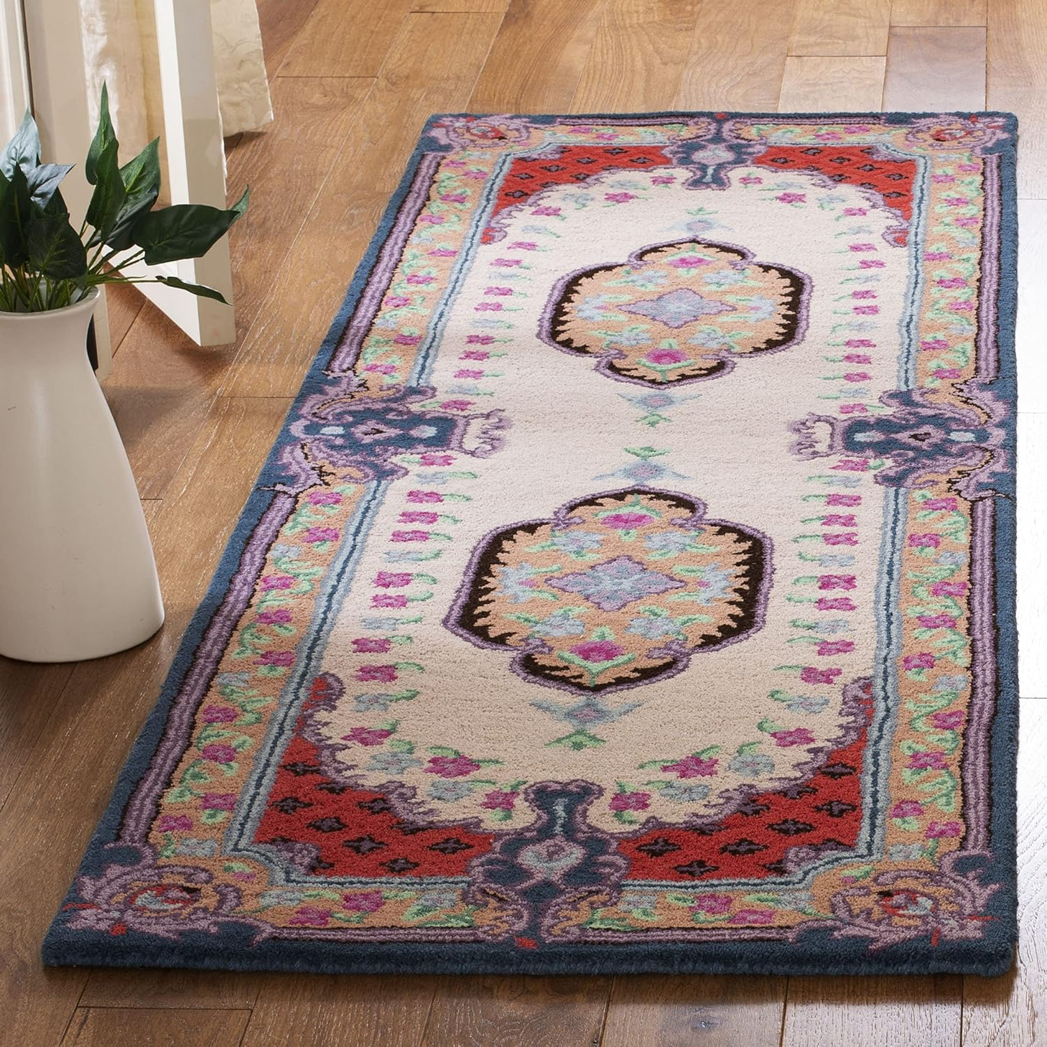SAFAVIEH Bellagio Chandler Floral Wool Runner Rug, Ivory/Pink, 2'3" x 11'