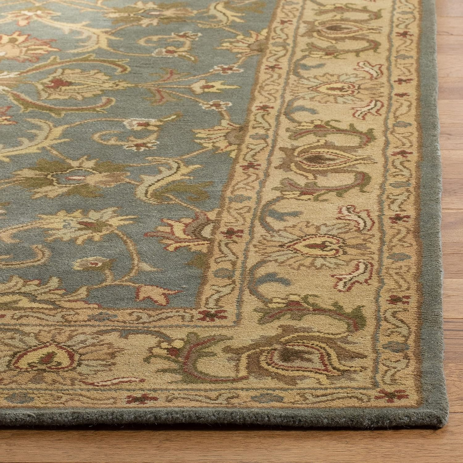 SAFAVIEH Heritage Cheshunt Oriental Wool Area Rug, Blue/Beige, 12' x 15'