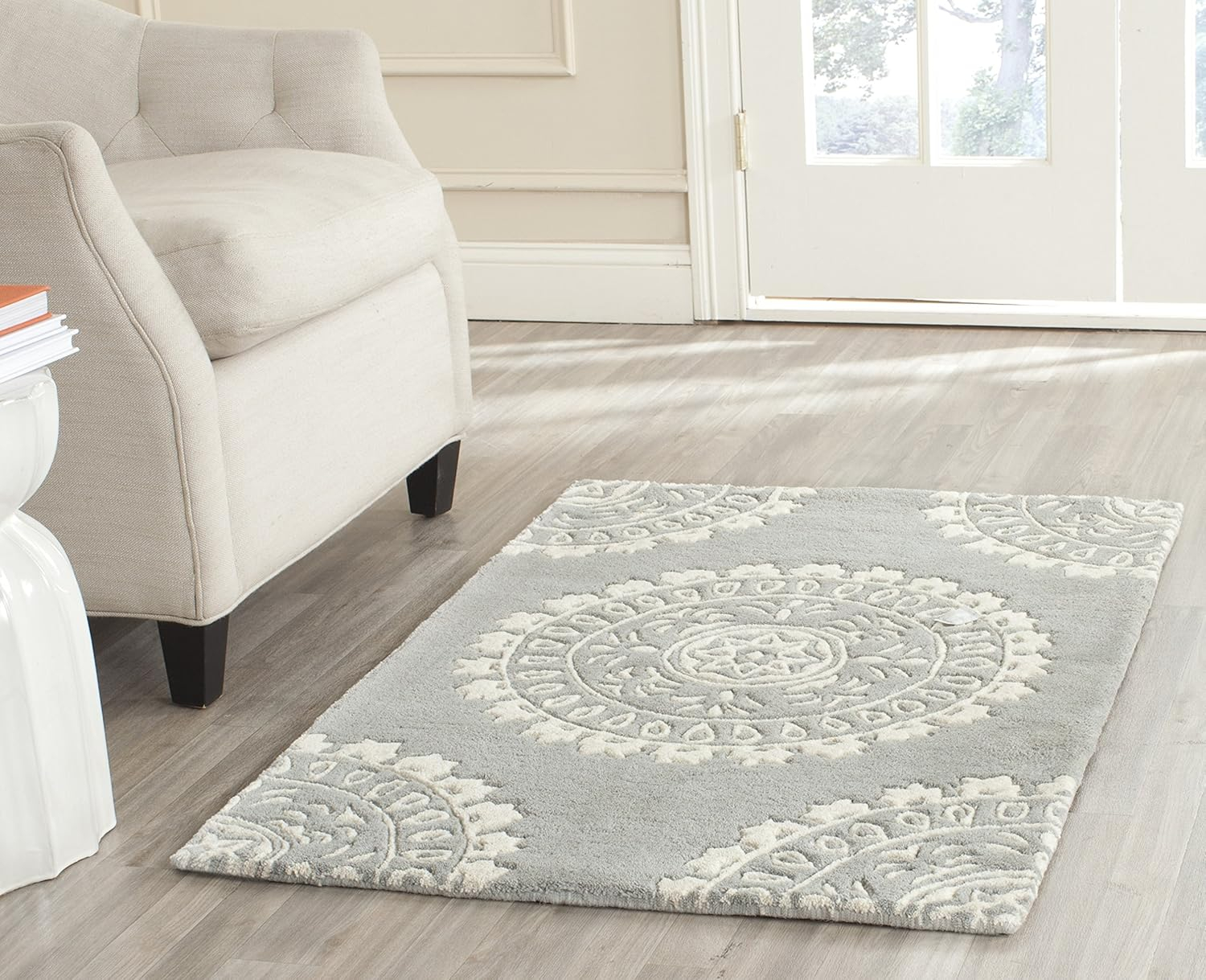 Gray Hand-Tufted Wool Rectangular Area Rug