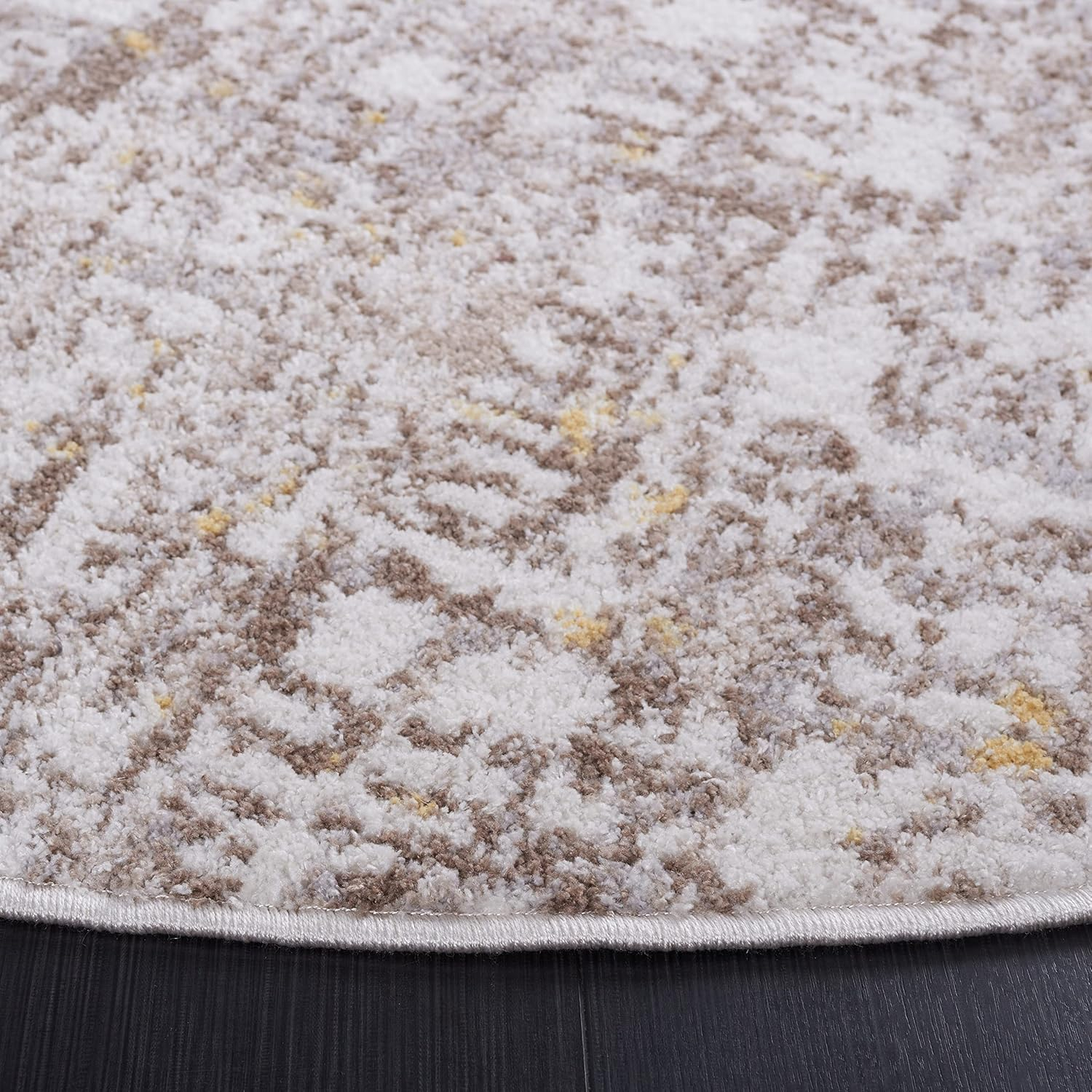 Toscana TOS688 Power Loomed Area Rug - Ivory/Beige - 5'3"x7'6" - Safavieh.