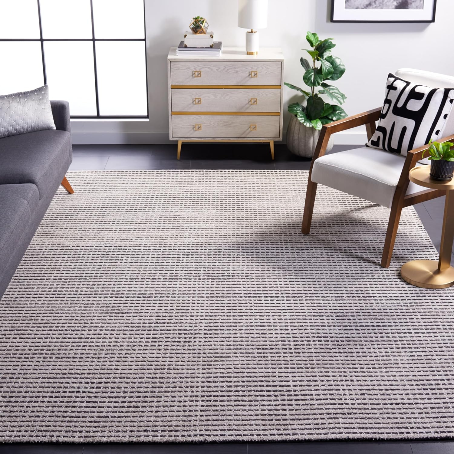 SAFAVIEH Area Rug 8x10 - Abstract Collection - Large - Black & Ivory, Handmade Wool, Ideal for Living Room, Bedroom, Office, Dining Space (ABT853Z)