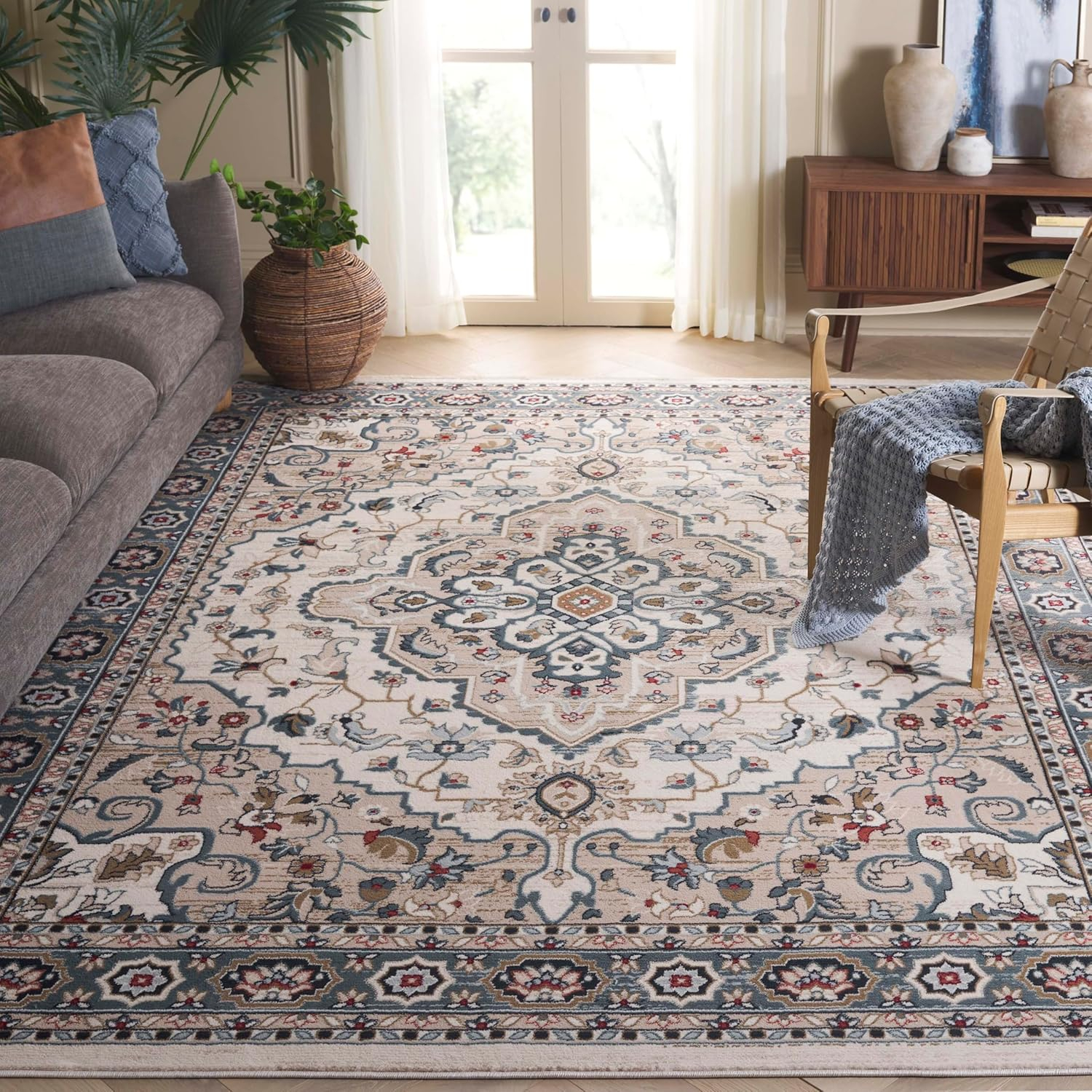 SAFAVIEH Lyndhurst Idella Floral Area Rug, Cream/Beige, 10' x 14'