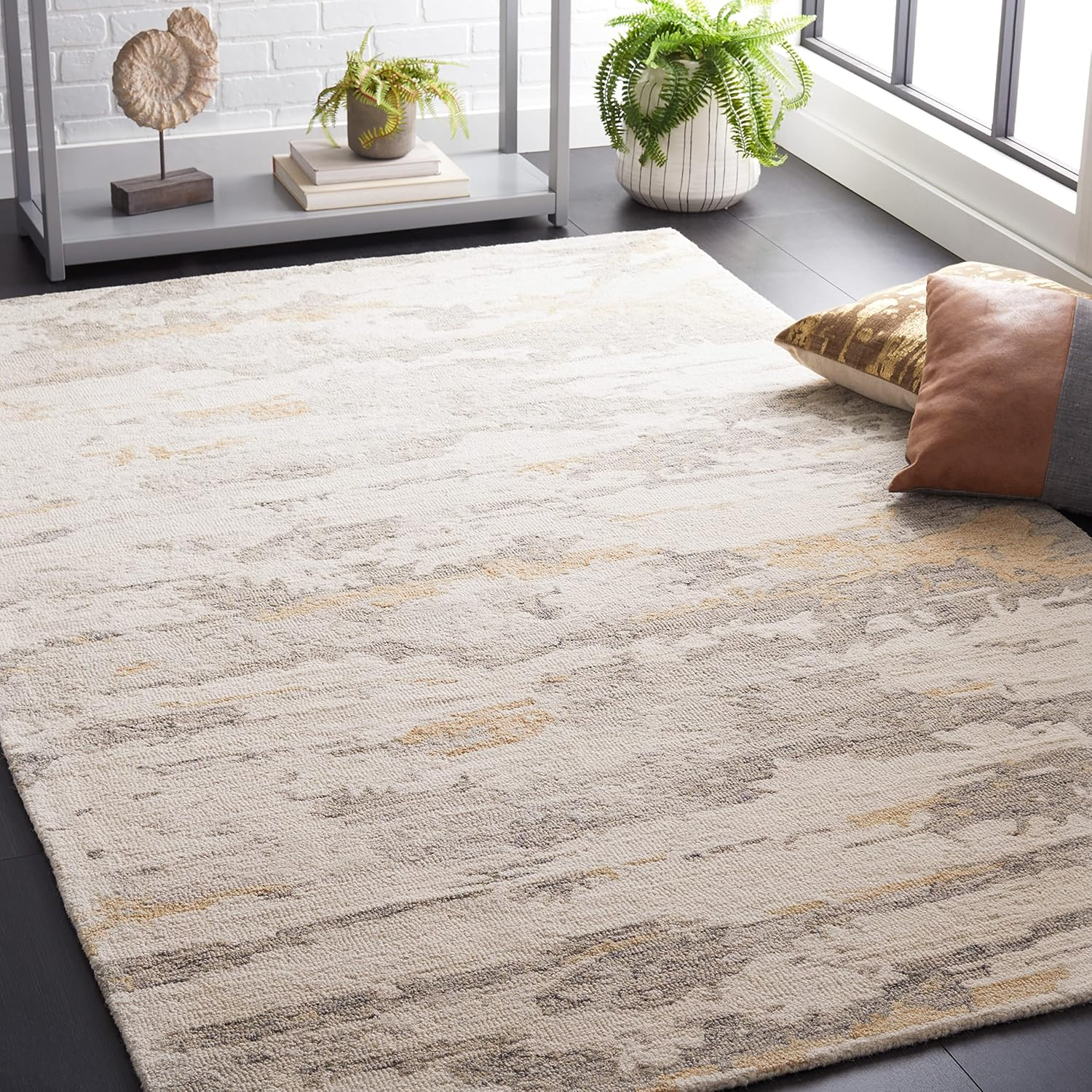SAFAVIEH Abstract Seachlann Distressed Abstract Wool Area Rug, Ivory/Grey, 6' x 9'
