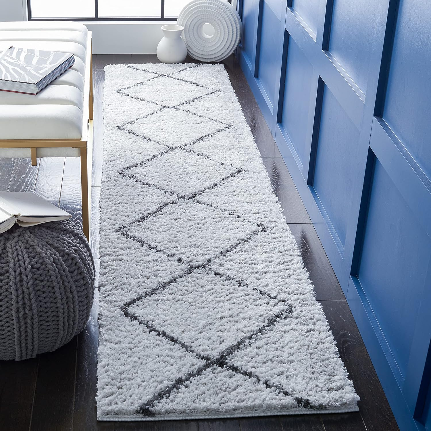 SAFAVIEH August Ravenna Diamond Shag Runner Rug, Beige/Charcoal, 2'2" x 9'