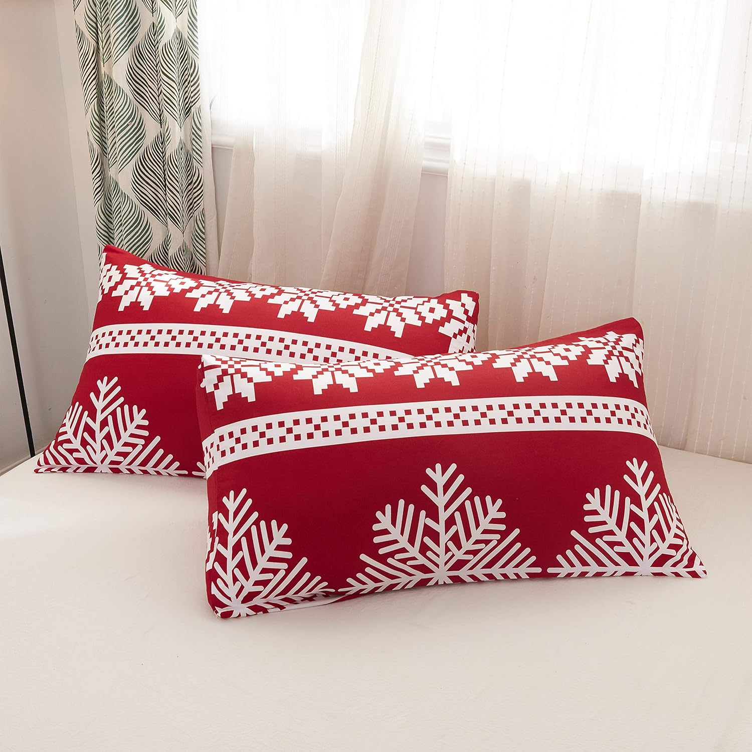LAMEJOR Christmas Duvet Cover Set King Size Snowflake Pattern Holiday Bedding Set Comforter Cover(1 Duvet Cover+2 Pillowcases) Red