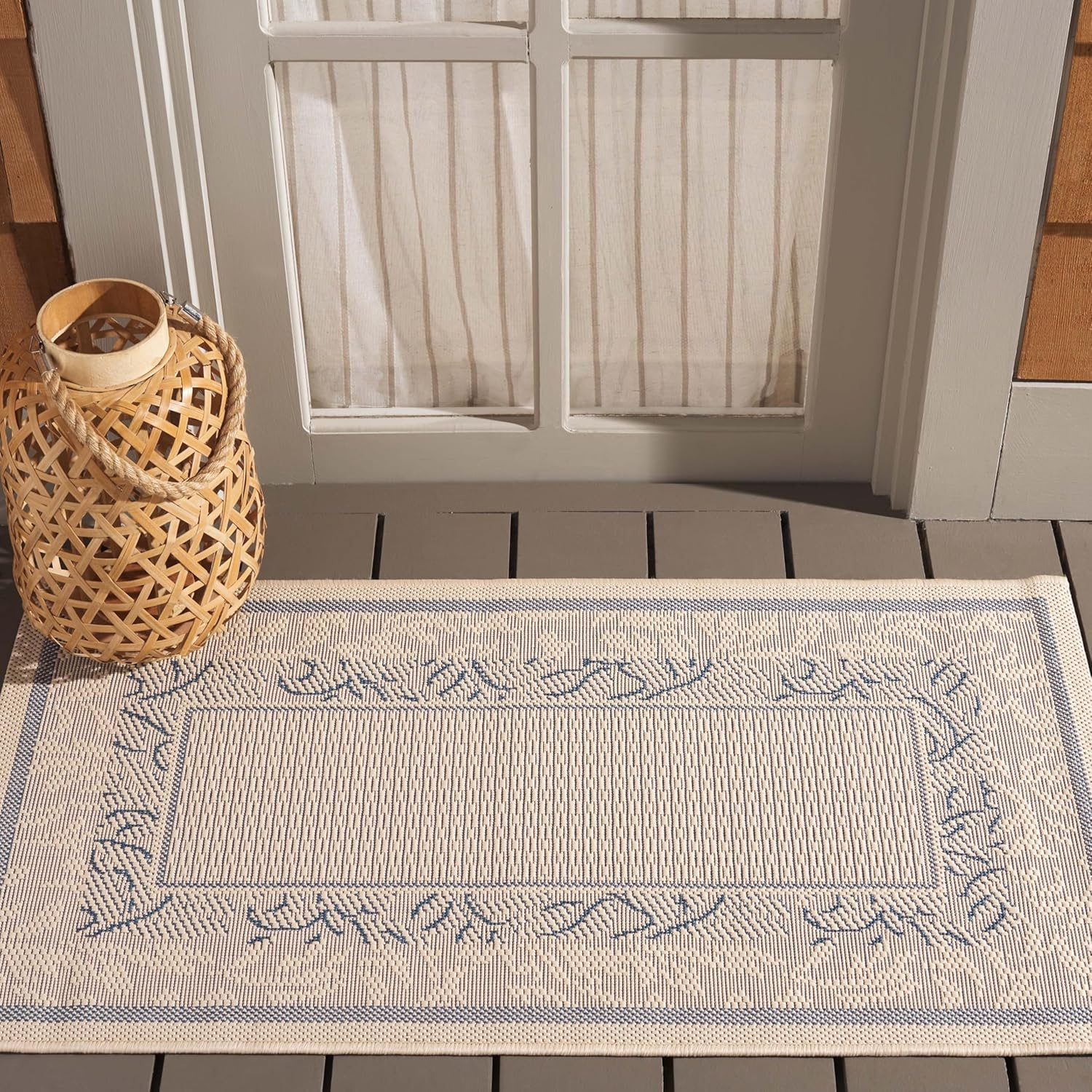 SAFAVIEH Courtyard Elija Traditional Indoor/Outdoor Area Rug, 2'7" x 5', Natural/Blue