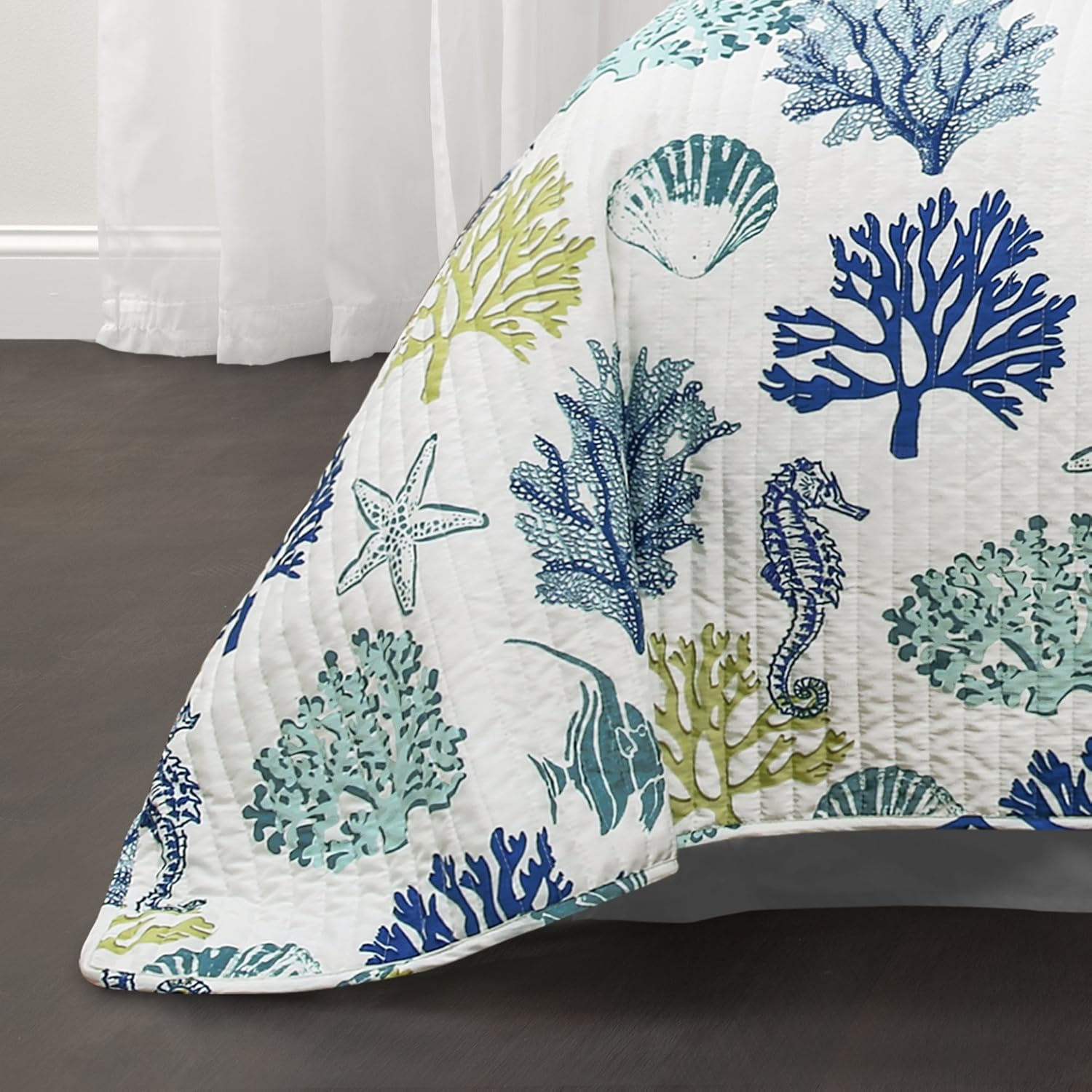 Lush Decor Coastal Reef Cotton Reversible Coastal 3 Piece Quilt Set