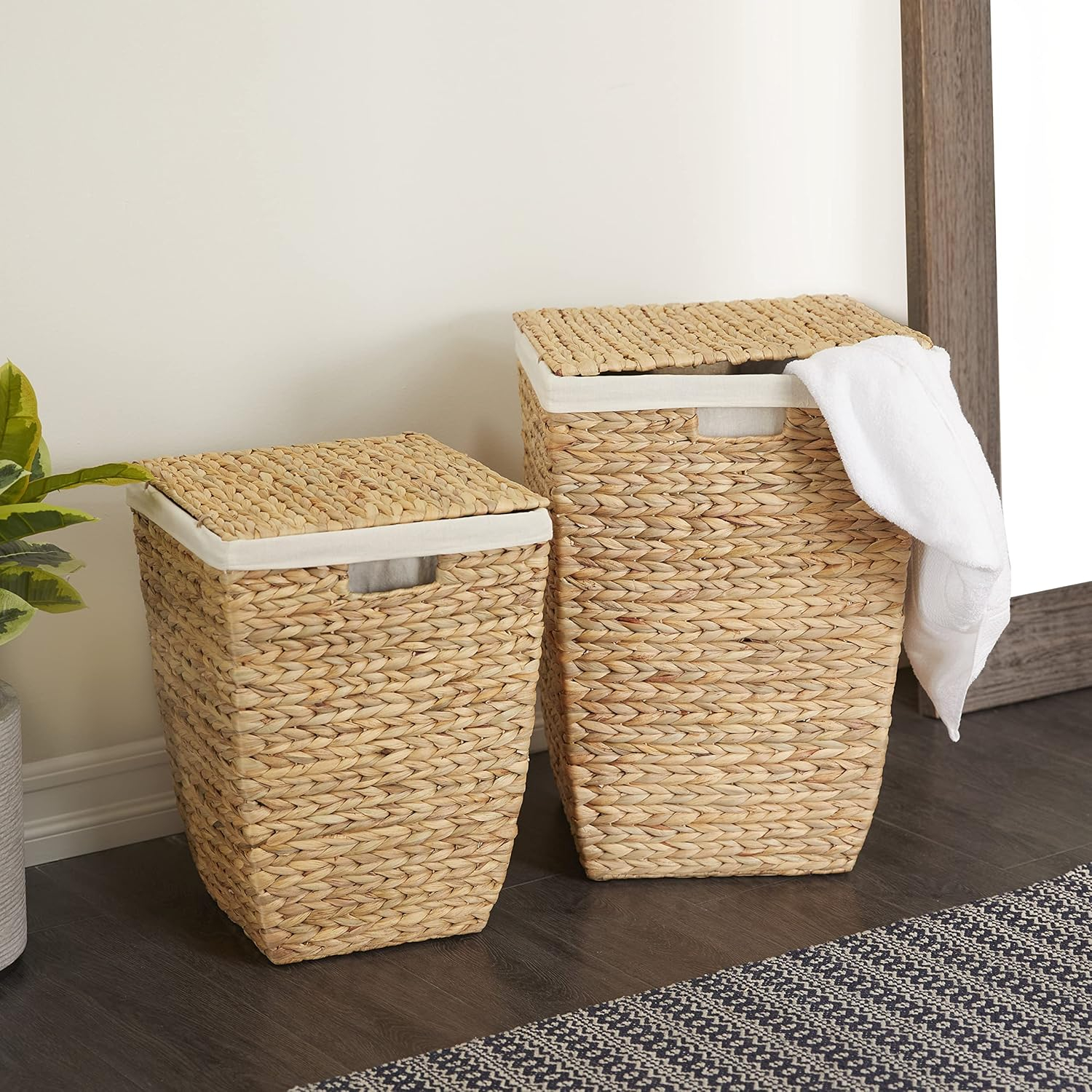 CosmoLiving by Cosmopolitan Seagrass Handmade Storage Basket with Liner and Matching Tops, Set of 2 22", 18"H, Light Brown