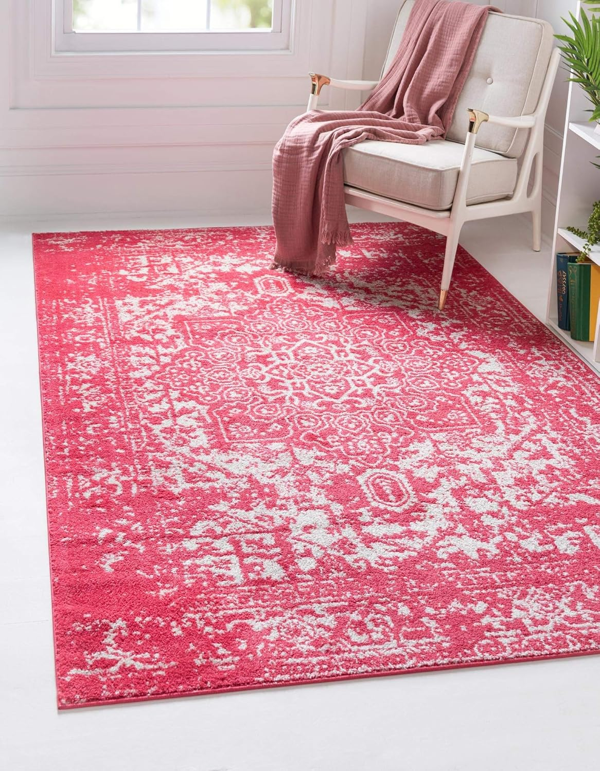Unique Loom Richmond Collection Area Rug - Medallion (4' 1" x 6' 1" Rectangle Pink/Ivory)