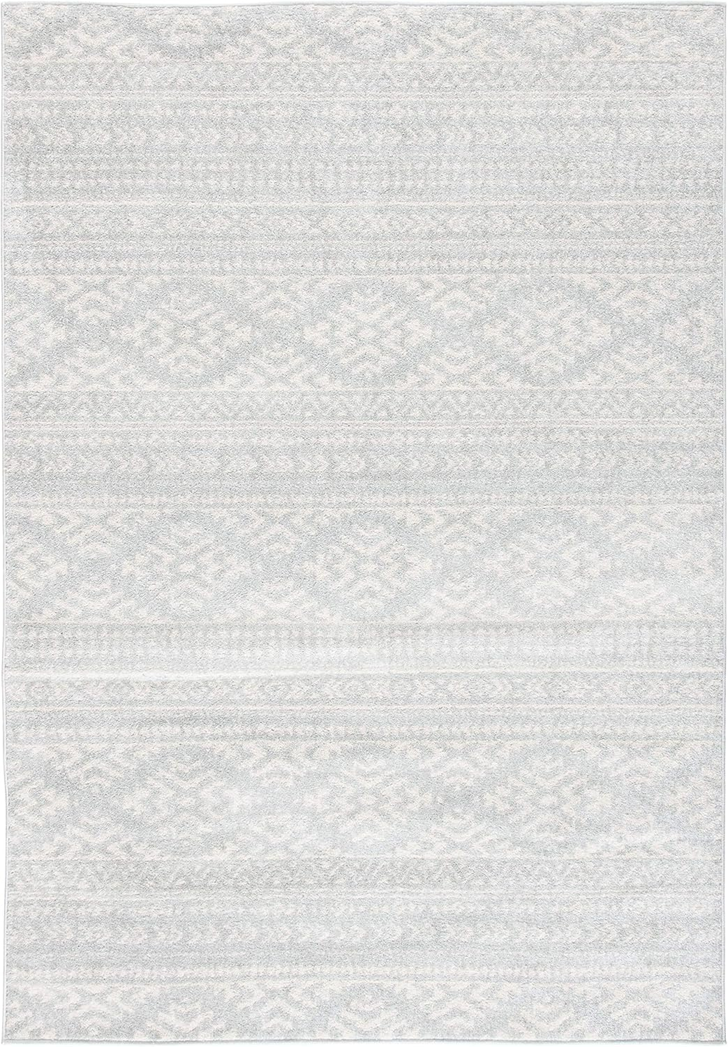 SAFAVIEH Tulum Lakisha Distressed Southwestern Area Rug, 9' x 12', Light Grey/Ivory