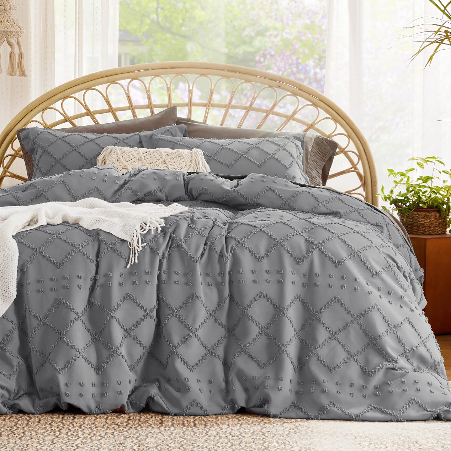 Bedsure Boho Duvet Cover King Size - Boho Bedding, Tufted King Duvet Cover for All Seasons, 3 Pieces Embroidery Shabby Chic Home Bedding,Comforter Not Included (Grey, 104" x 90")