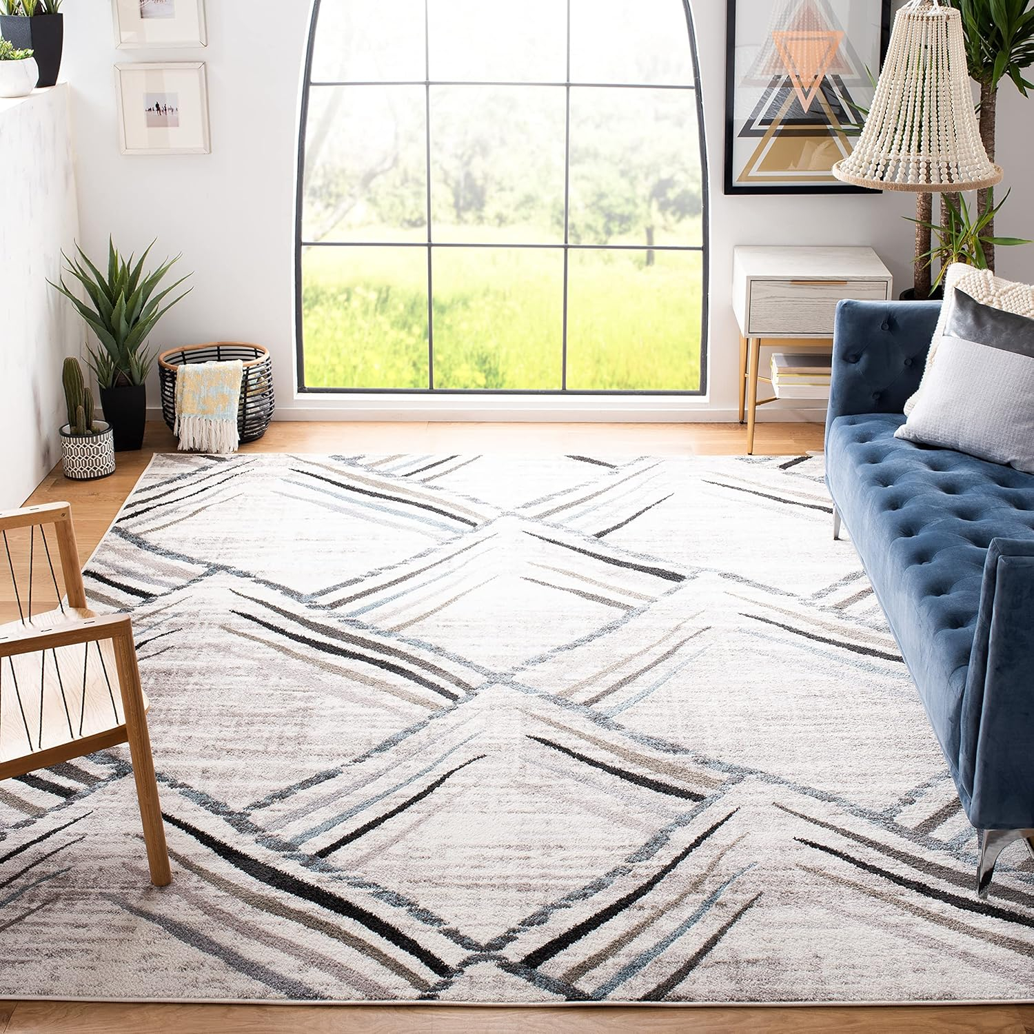 SAFAVIEH Amsterdam Ravenna Geometric Diamonds Area Rug, Cream/Charcoal, 9' x 12'