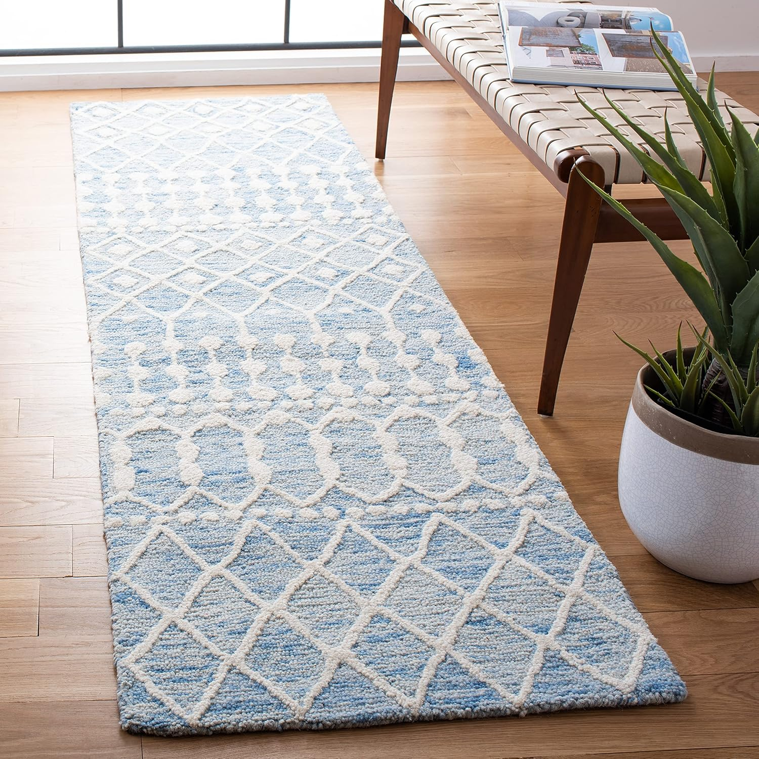 Blossom BLM115 Hand Tufted Runner Rug - Blue/Ivory - 2'3"x10' - Safavieh.