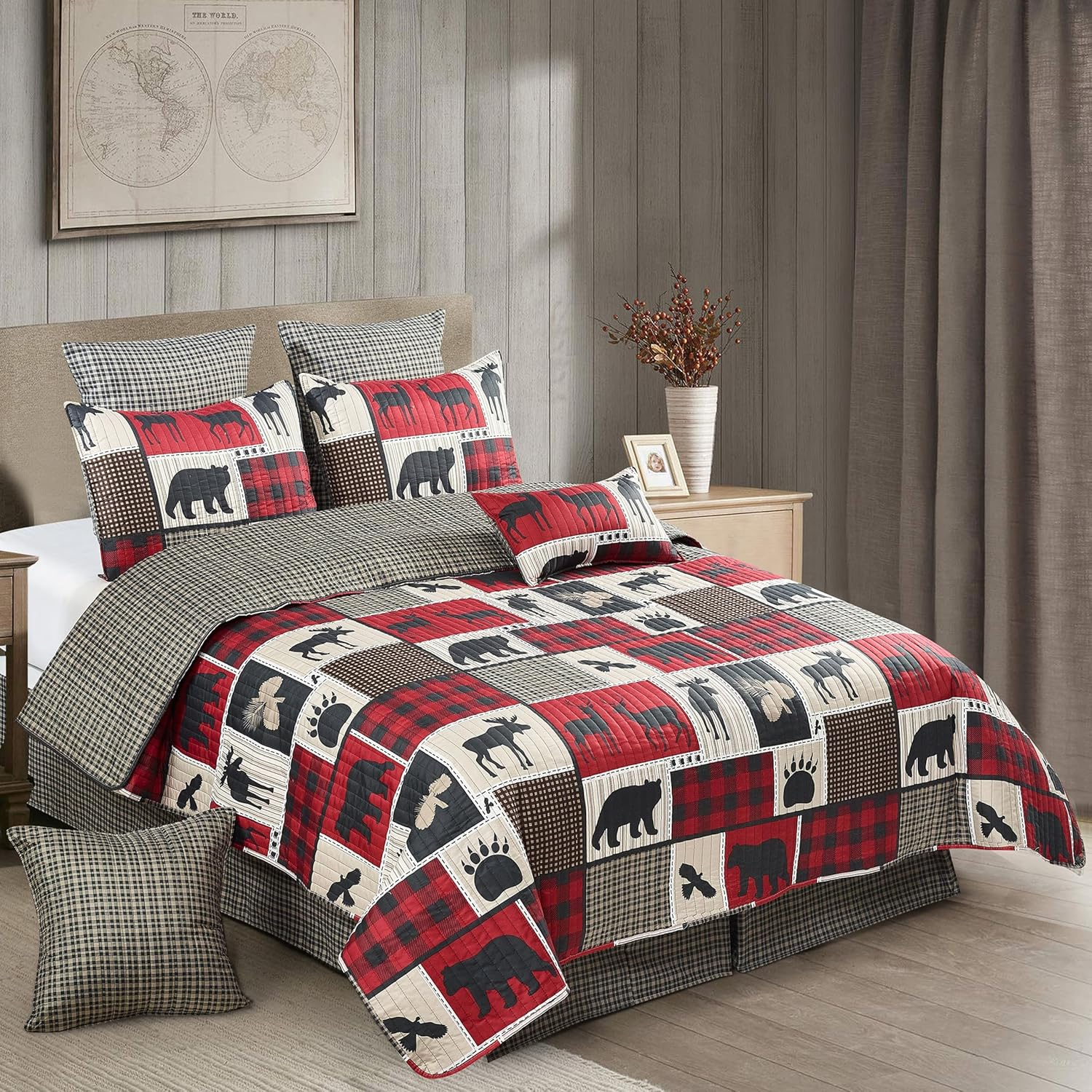 Lodge Life Moose, Deer, Bear Patchwork Rustic Quilt and Sham Set - Queen / Full Size