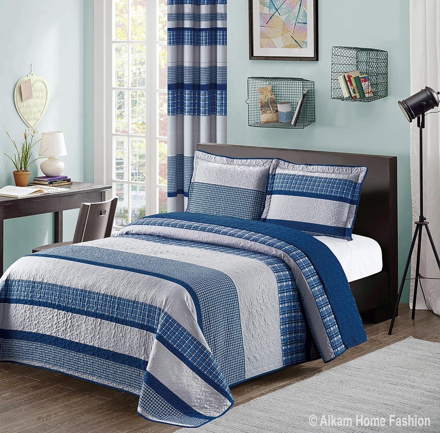 Blue and Gray Plaid Queen Bedspread Set with Pillow Shams