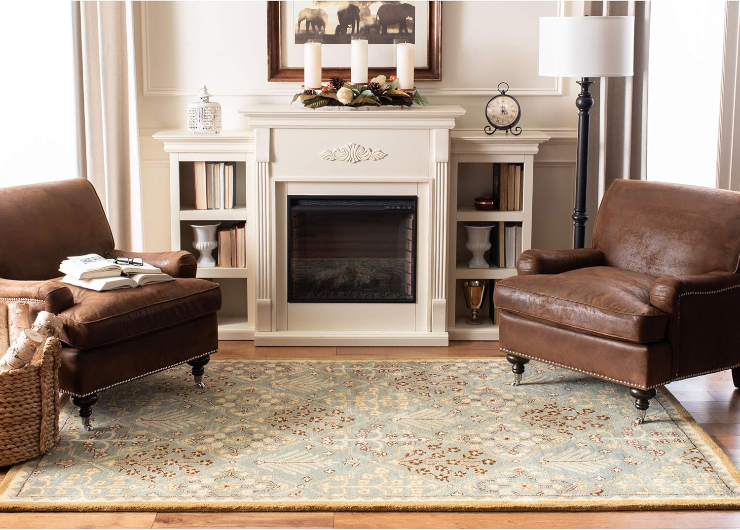 SAFAVIEH Antiquity Trafford Floral Geometric Wool Area Rug, Light Blue/Gold, 2' x 3'