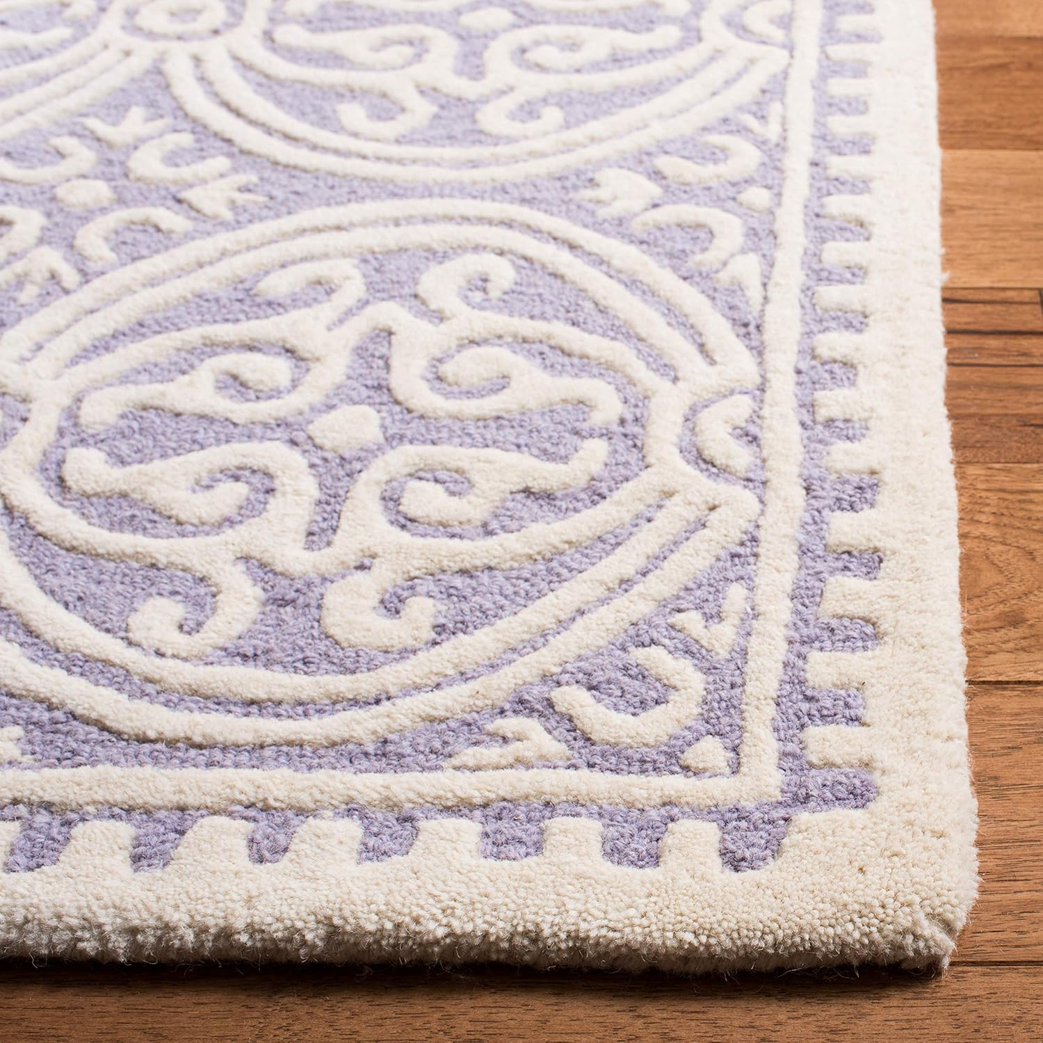 SAFAVIEH Cambridge Leslie Geometric Wool Area Rug, Lavender/Ivory, 3' x 5'