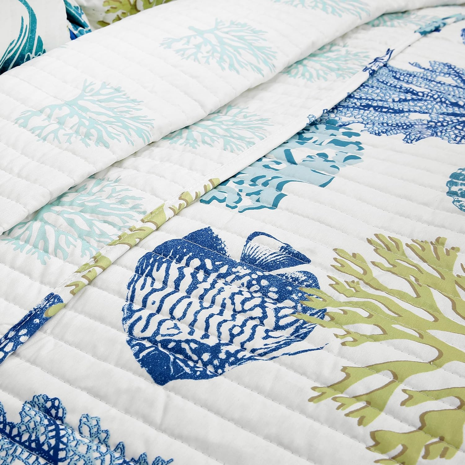 Lush Decor Coastal Reef Cotton Reversible Coastal 3 Piece Quilt Set