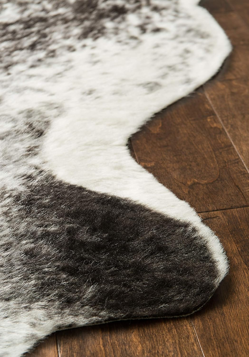 Ivory Synthetic Cowhide Stain-Resistant Rectangular Rug 60" x 78"