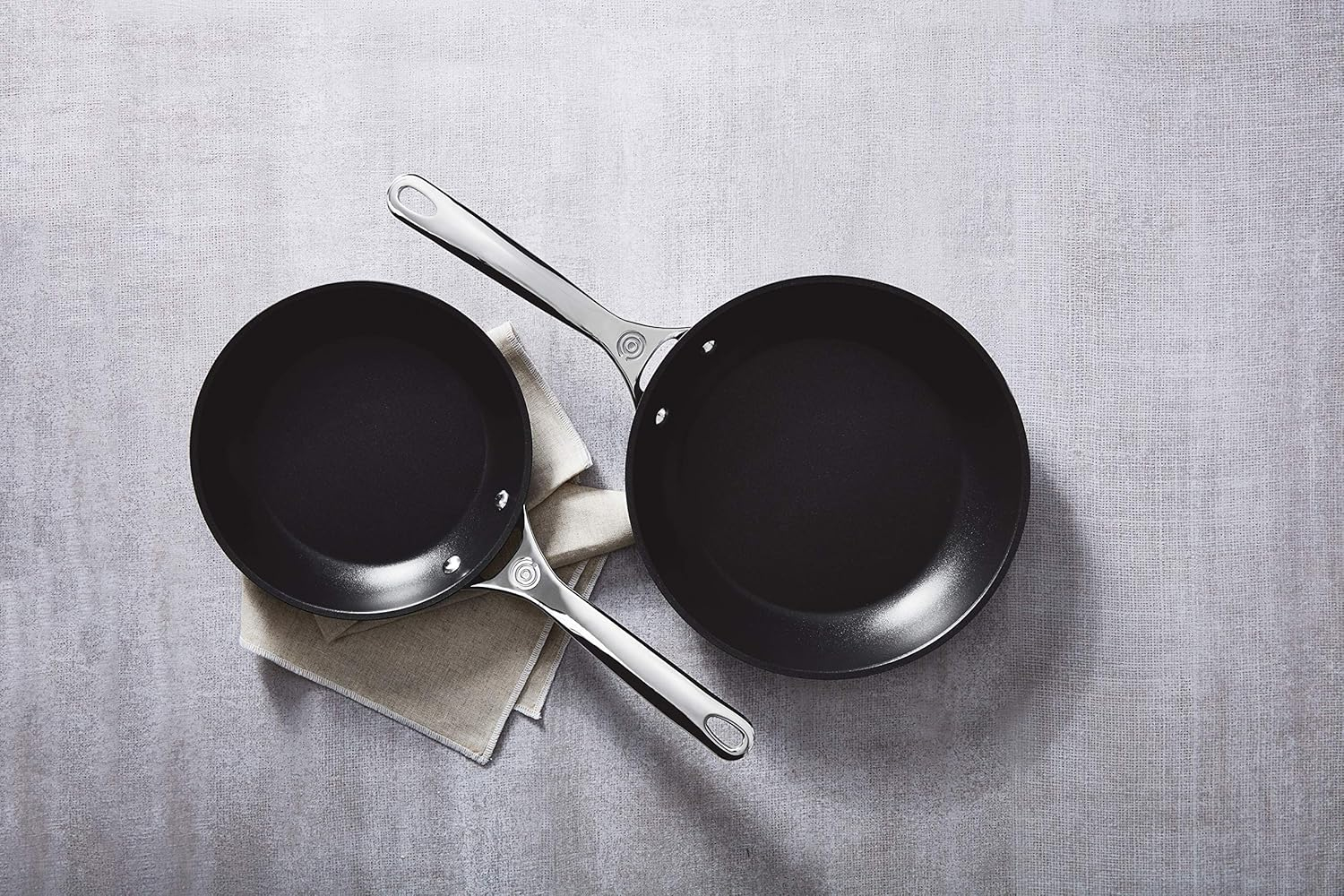 Le Creuset Le Creuset Toughened Non-Stick Pro 2-Piece Fry Pan Set